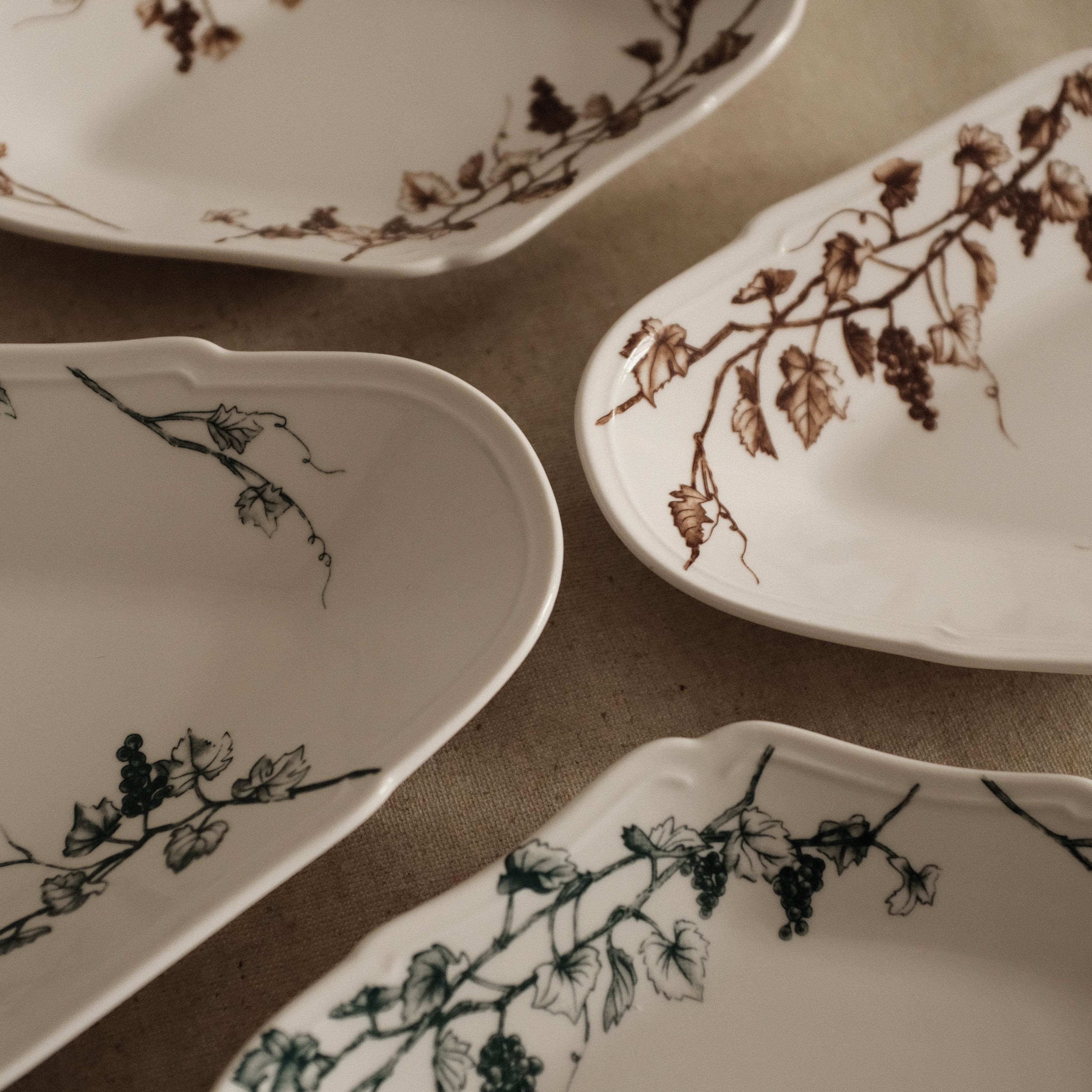 Studio M' Japan Vigne Plate Blue