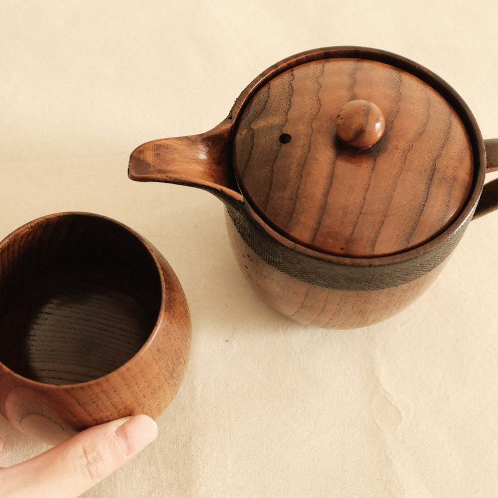 Asanuno Hemp Fabric Covered Wooden Teapot with Egg Shape Wooden Cup Norawan Set