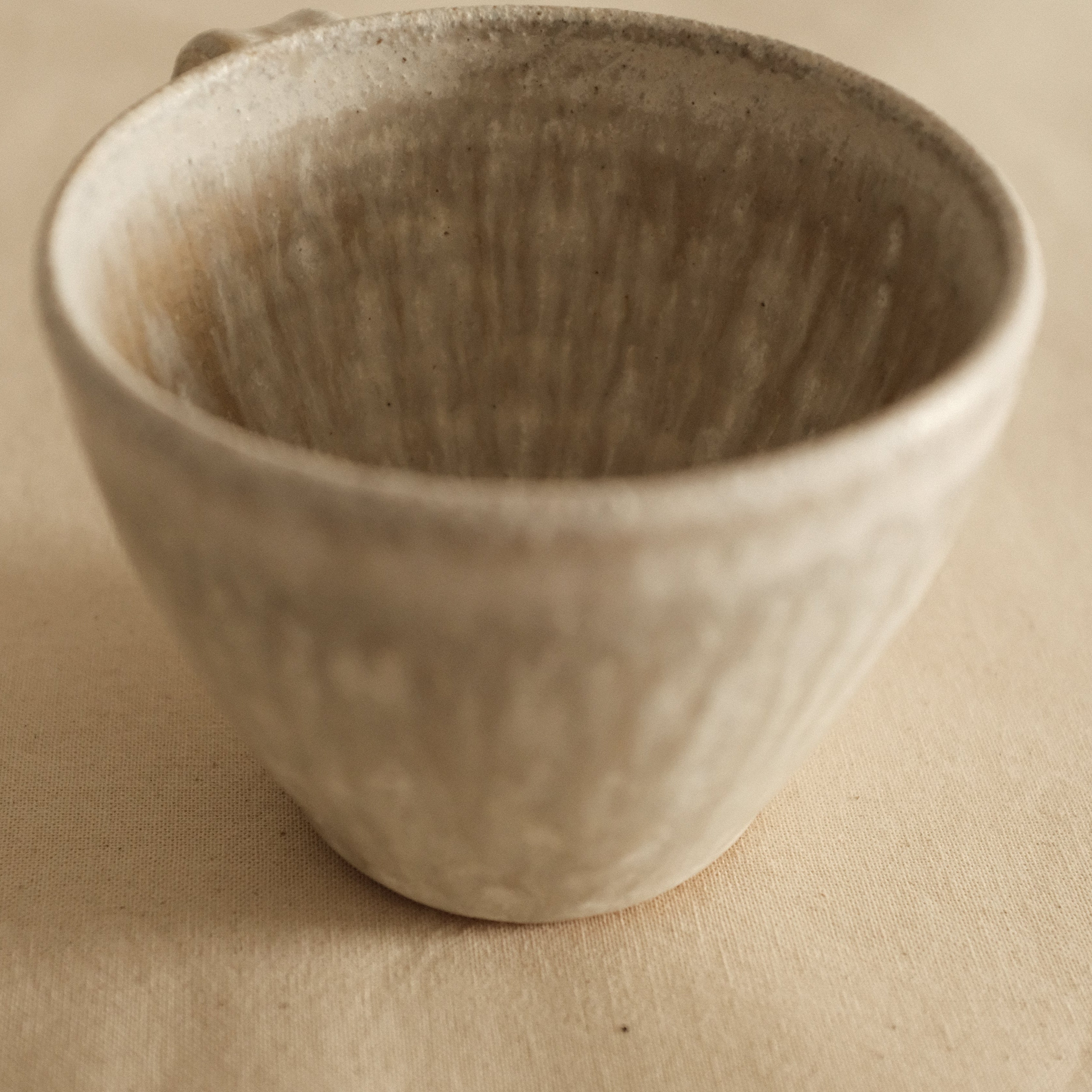 Kyuuko Mashiko Konayuki Powder Snow Glaze Small Mug with Handle