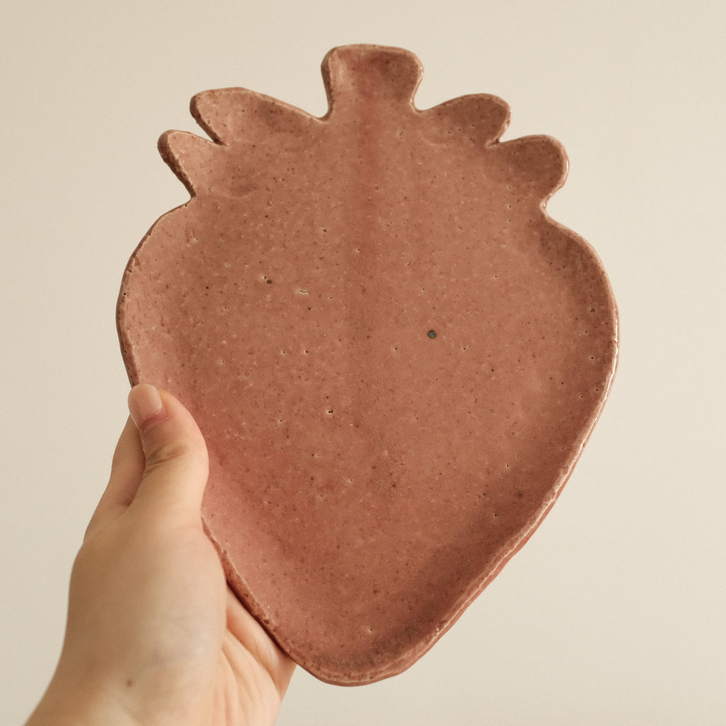 Momoiro Soft Pink Ichigo Strawberry Flat Plate