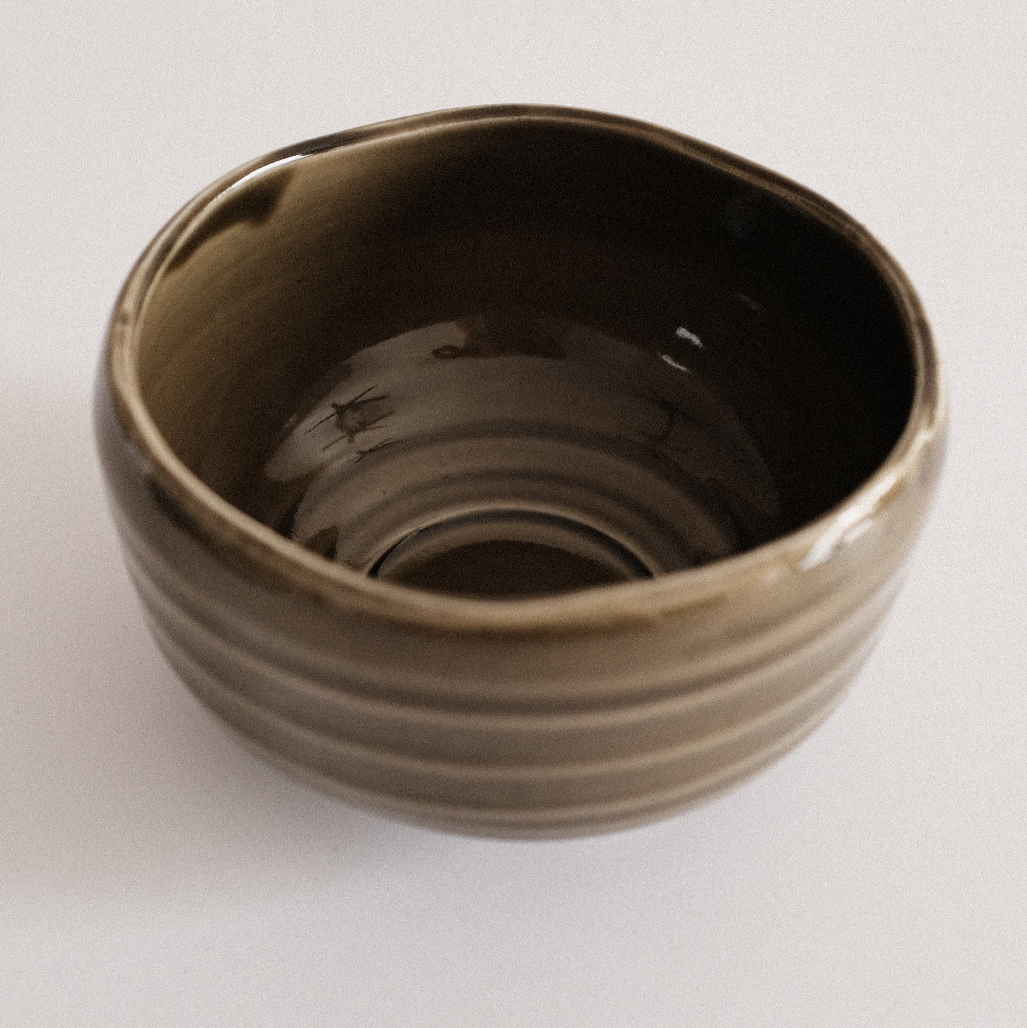 Hatsuichi Japan Yomogi Olive Green Flower-shaped Chawan Matcha Bowl Tea Bowl Japan Minoware