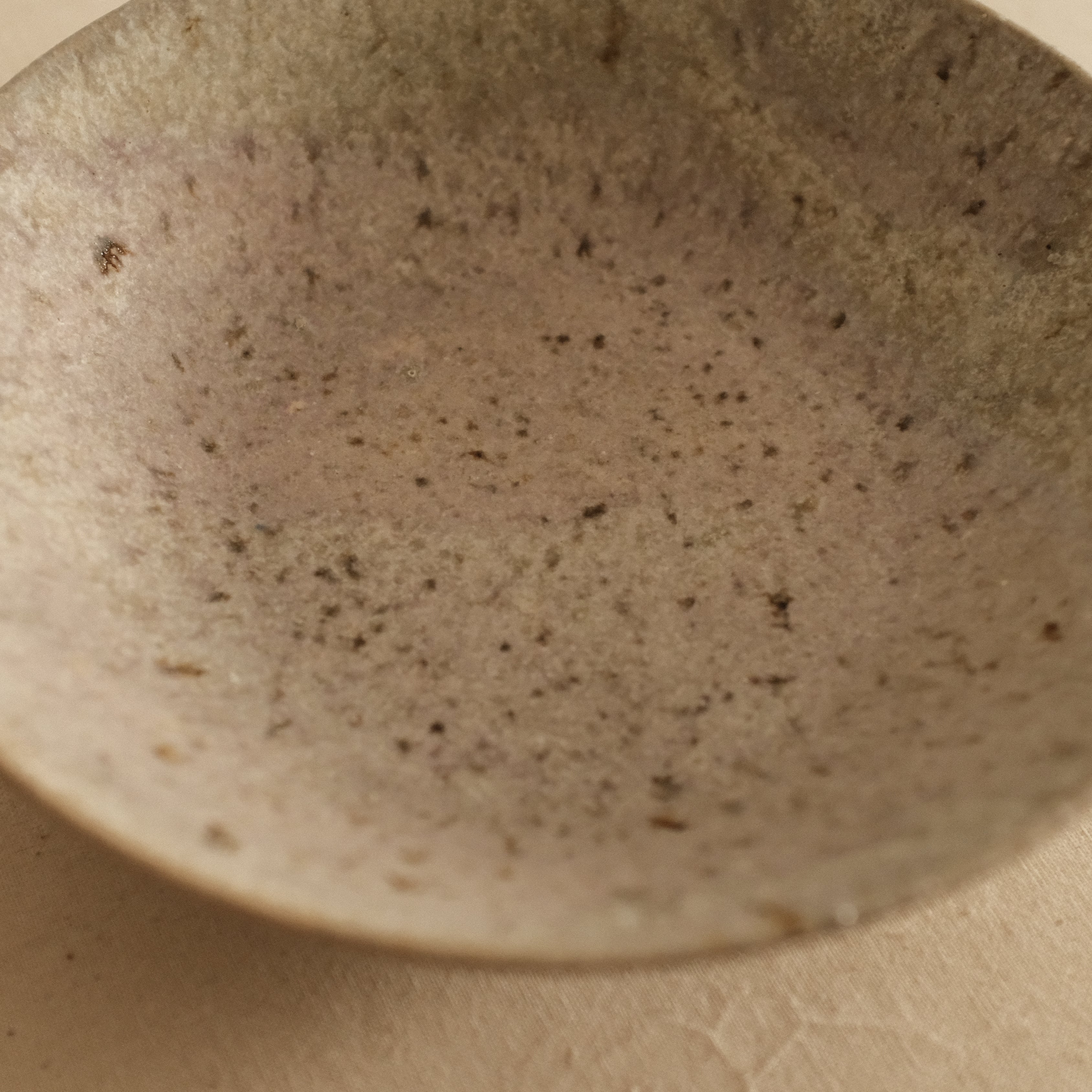 Suzuki Mikumo Spring Soft Pink Green Ceramic Deep Plate