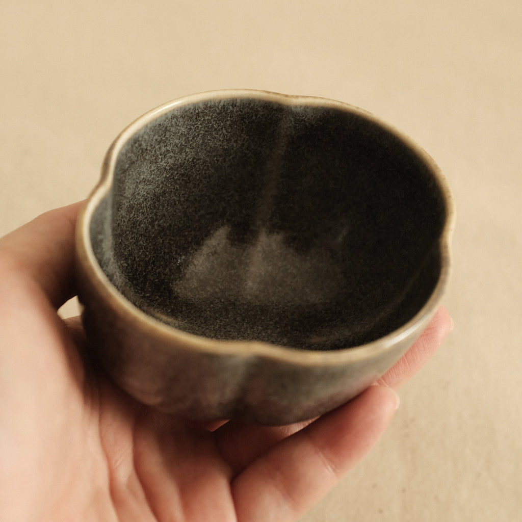 East Table Dolce Kiln Change Glaze Mokko Papaya Shape Goma Sesame Small Bowl