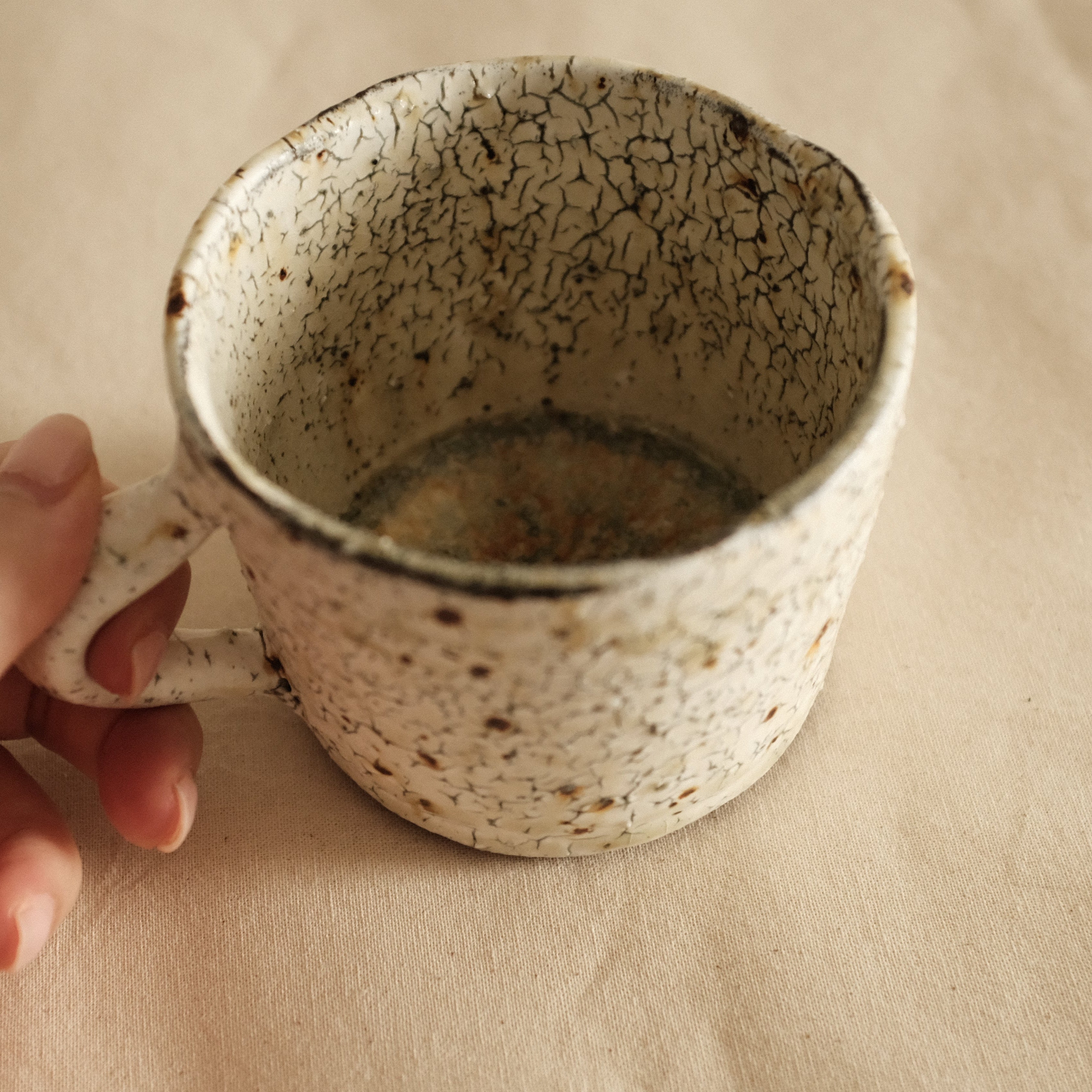 Kazuhito Yamamoto White Vidro Powdered Glaze Antique Mug