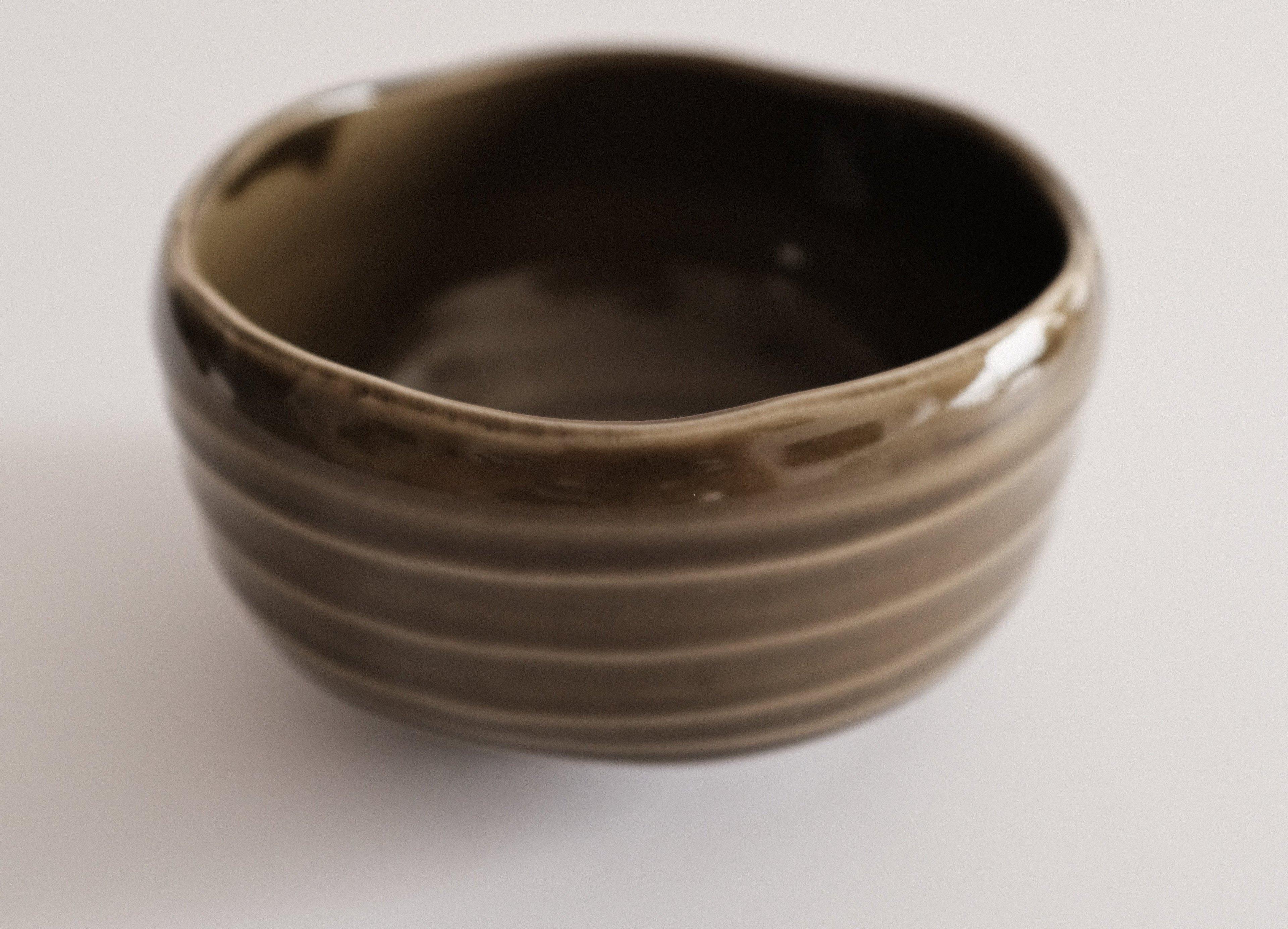 Hatsuichi Japan Yomogi Olive Green Flower-shaped Chawan Matcha Bowl Tea Bowl Japan Minoware