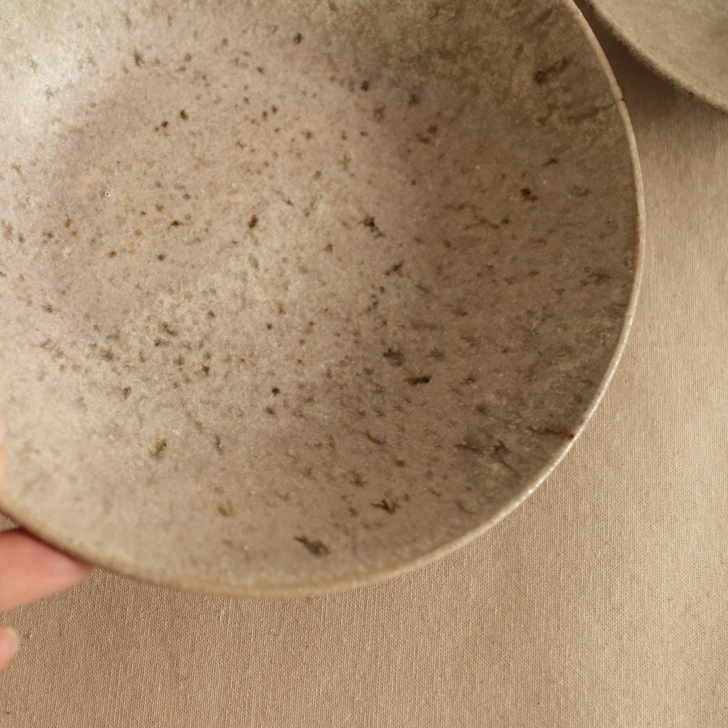 Suzuki Mikumo Spring Soft Pink Green Ceramic Deep Plate