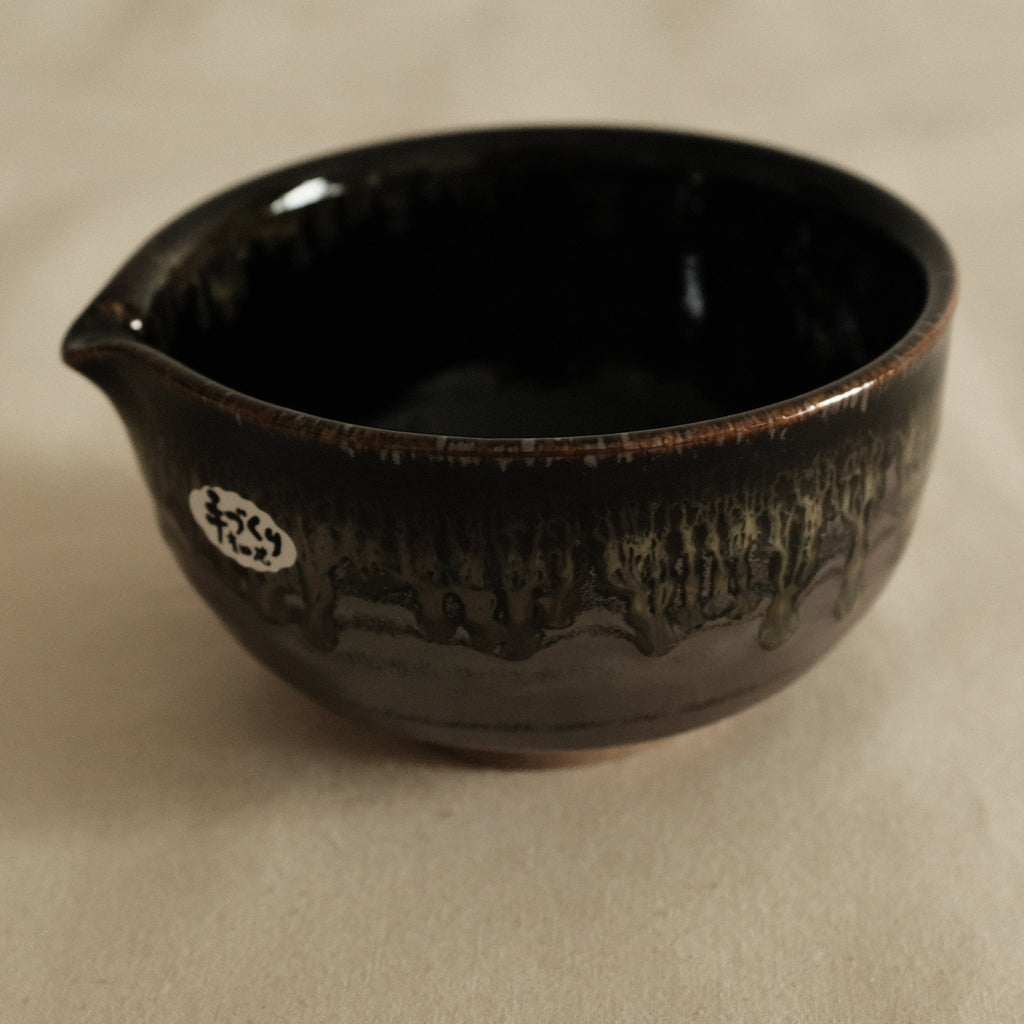 Hana Izumi Kiln Japan Kuro Black Tenmoku Nagashi Katakuchi Chawan Matcha Bowl Aritaware