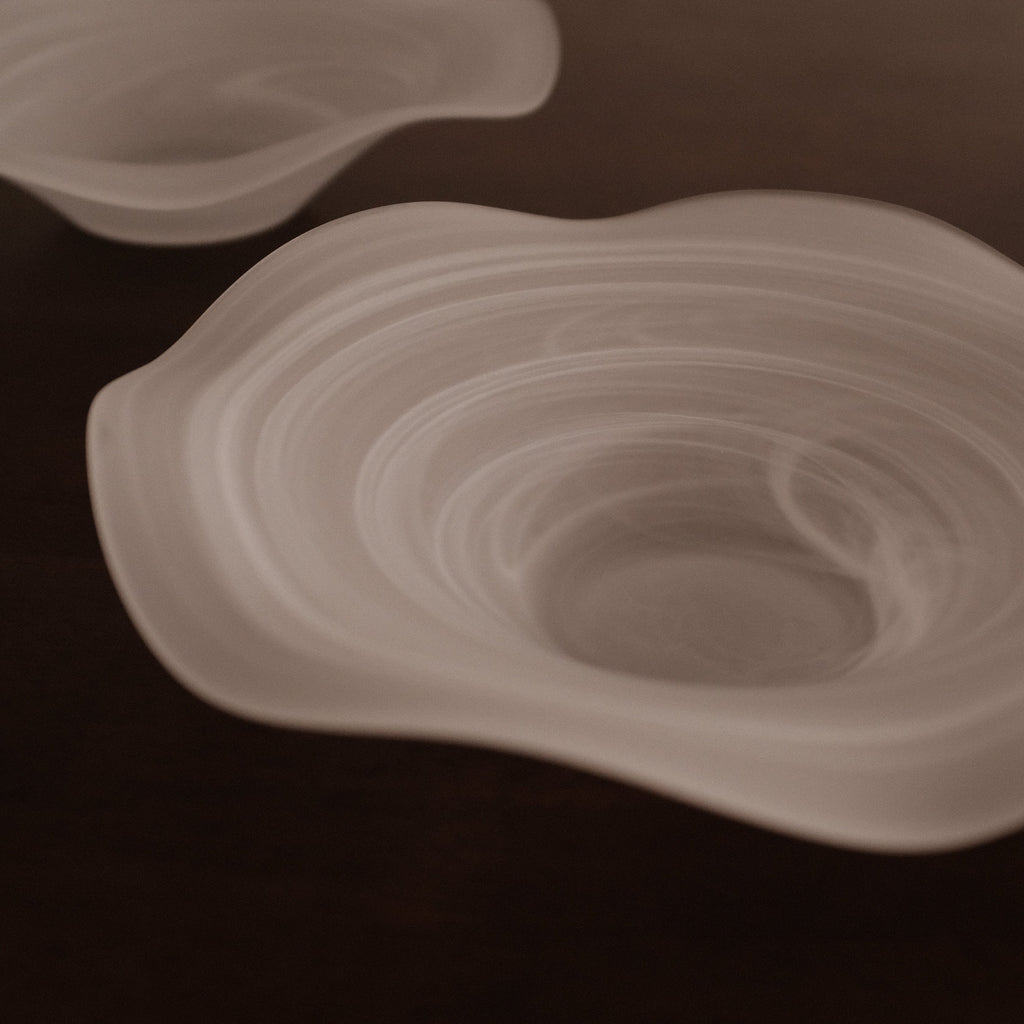 ESME Handmade Wavy Round Frosted Glass Cosmic Deep Plate White