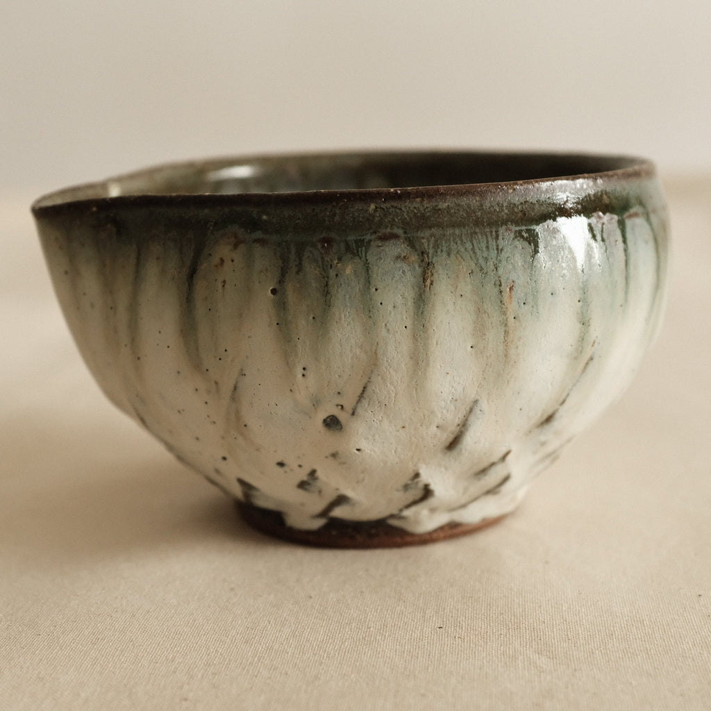 Masamura Japan Carved Artichoke Moss Green Japan Katakuchi Chawan Matcha Bowl with Spout