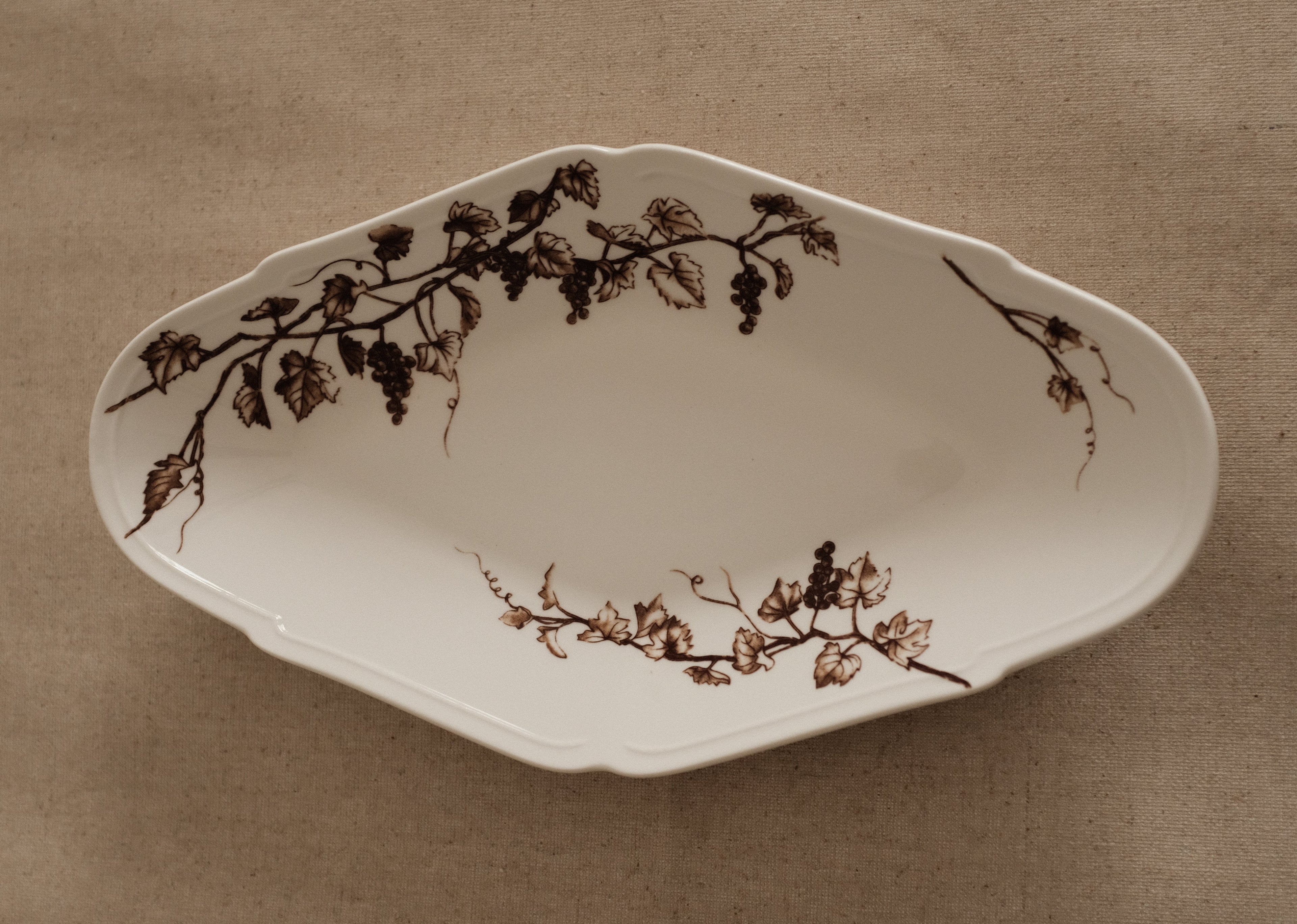 Studio M' Japan Vigne Plate Brown
