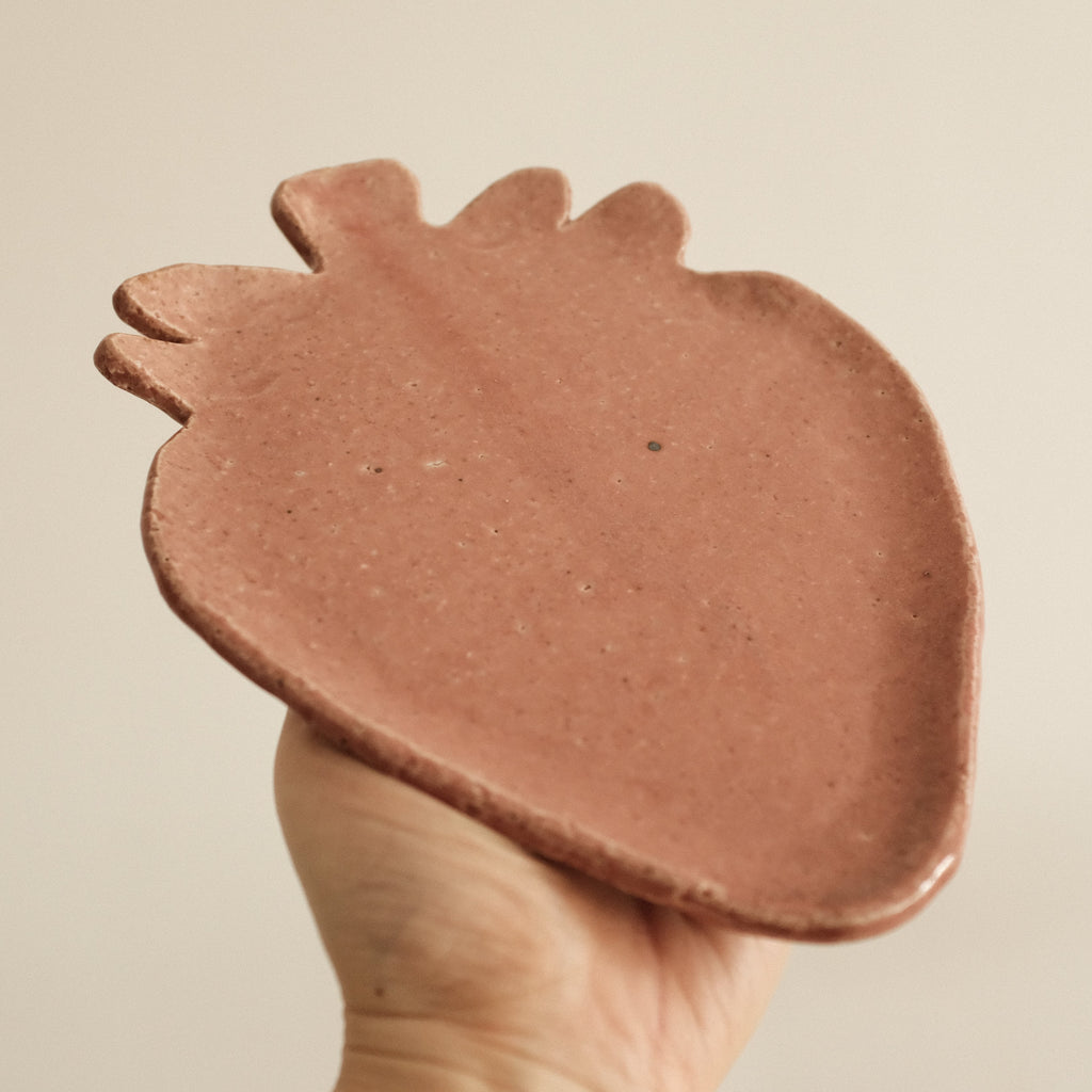 Momoiro Soft Pink Ichigo Strawberry Flat Plate