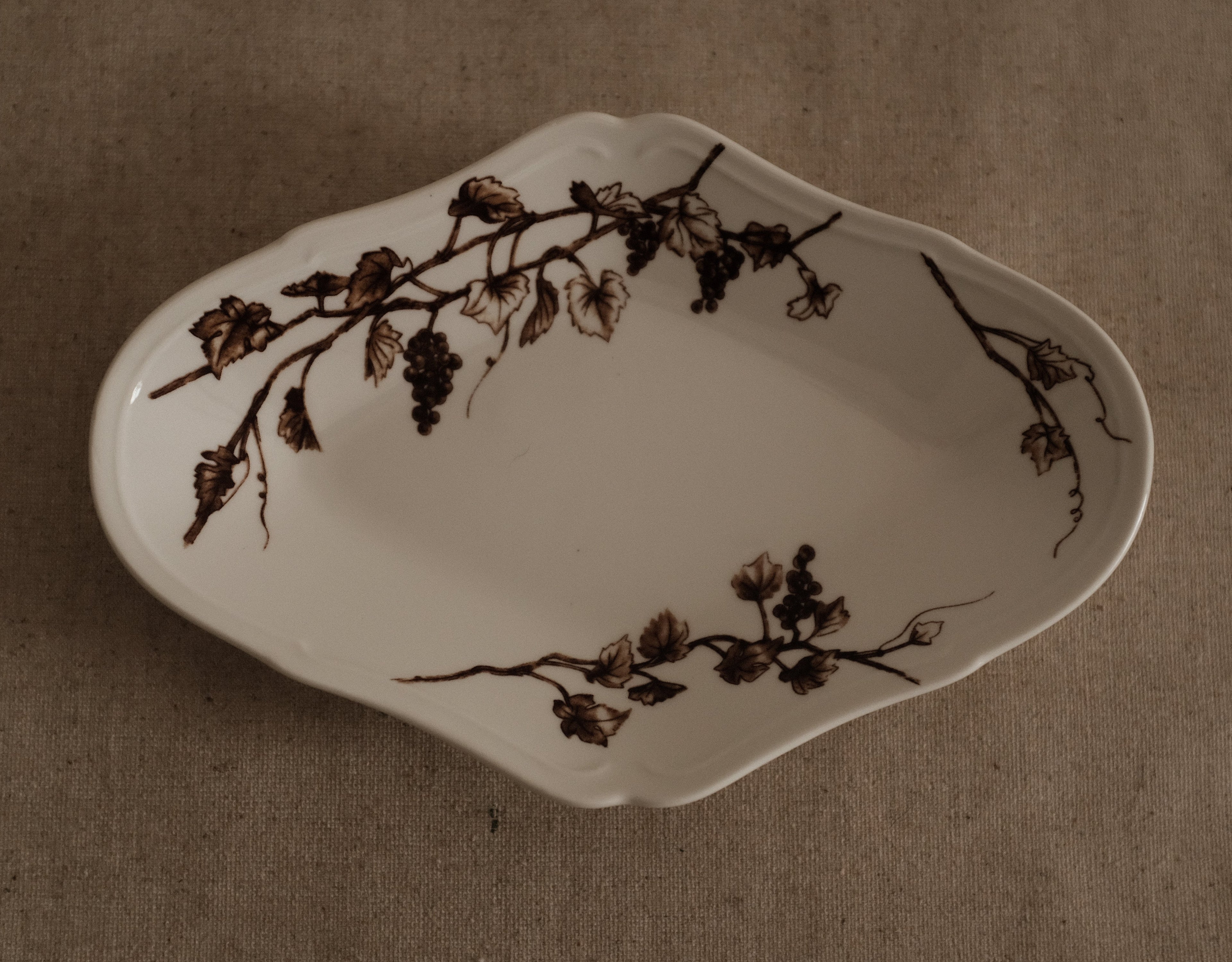 Studio M' Japan Vigne Plate Brown