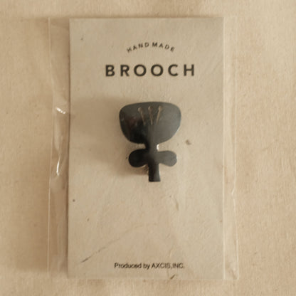 Akorat Japan Bone Brooch Flower Black