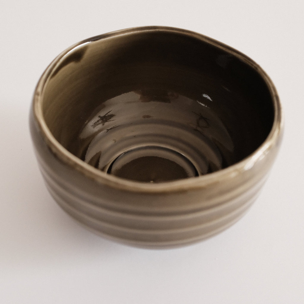 Hatsuichi Japan Yomogi Olive Green Flower-shaped Chawan Matcha Bowl Tea Bowl Japan Minoware