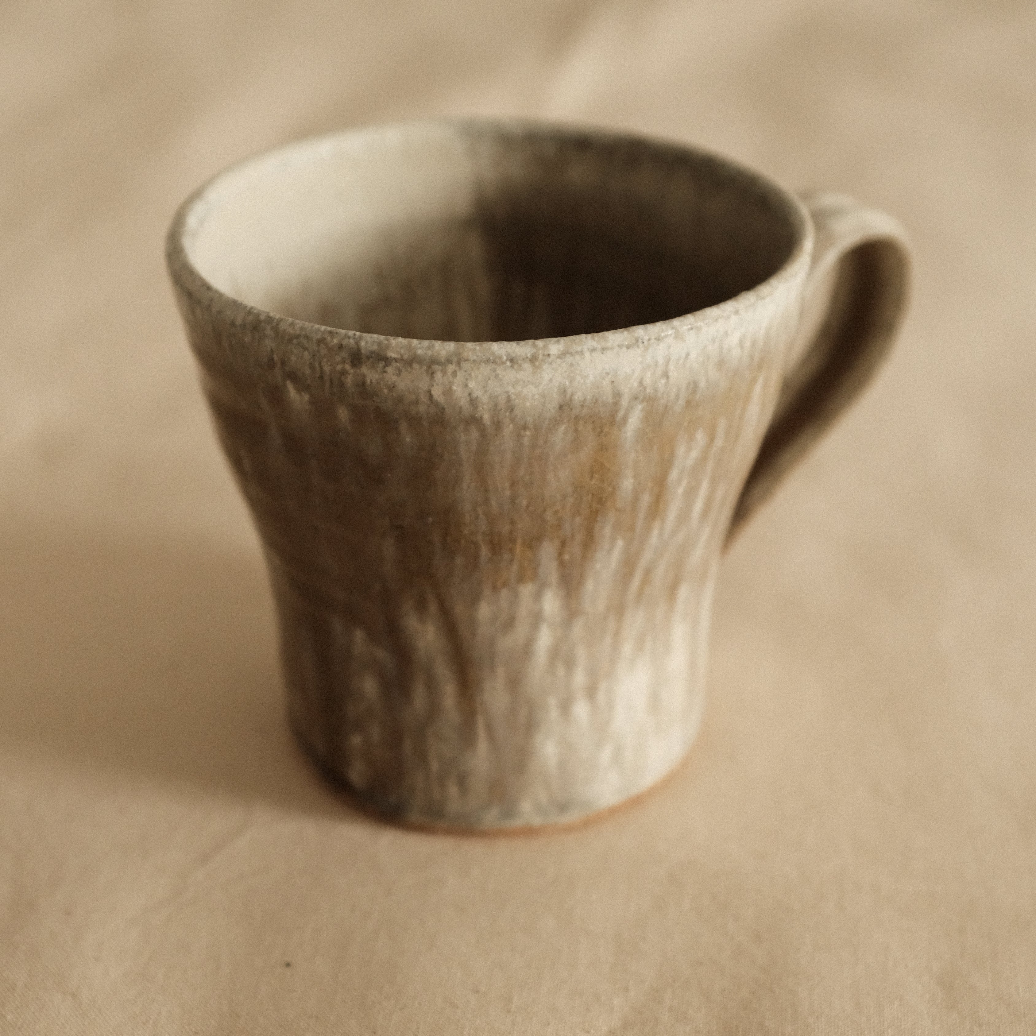 Kyuuko Mashiko Konayuki Powder Snow Glaze Mug with Handle