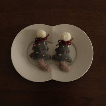 NOELLE Decorative Whimsical Embroidered Felt Brooch Pin