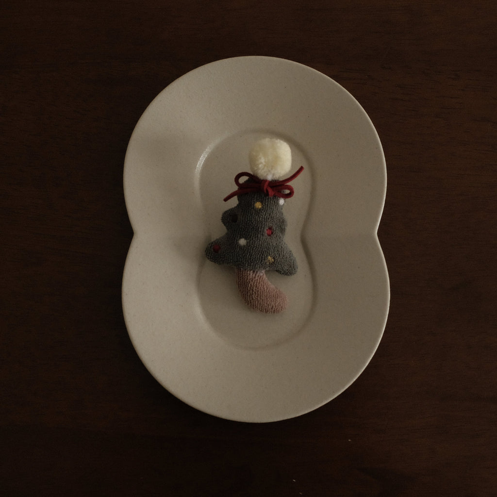 NOELLE Decorative Whimsical Embroidered Felt Brooch Pin