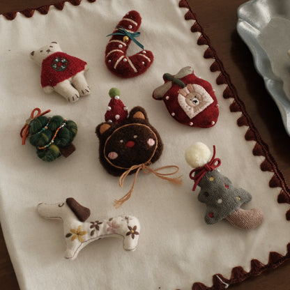 NOELLE Decorative Whimsical Embroidered Felt Brooch Pin