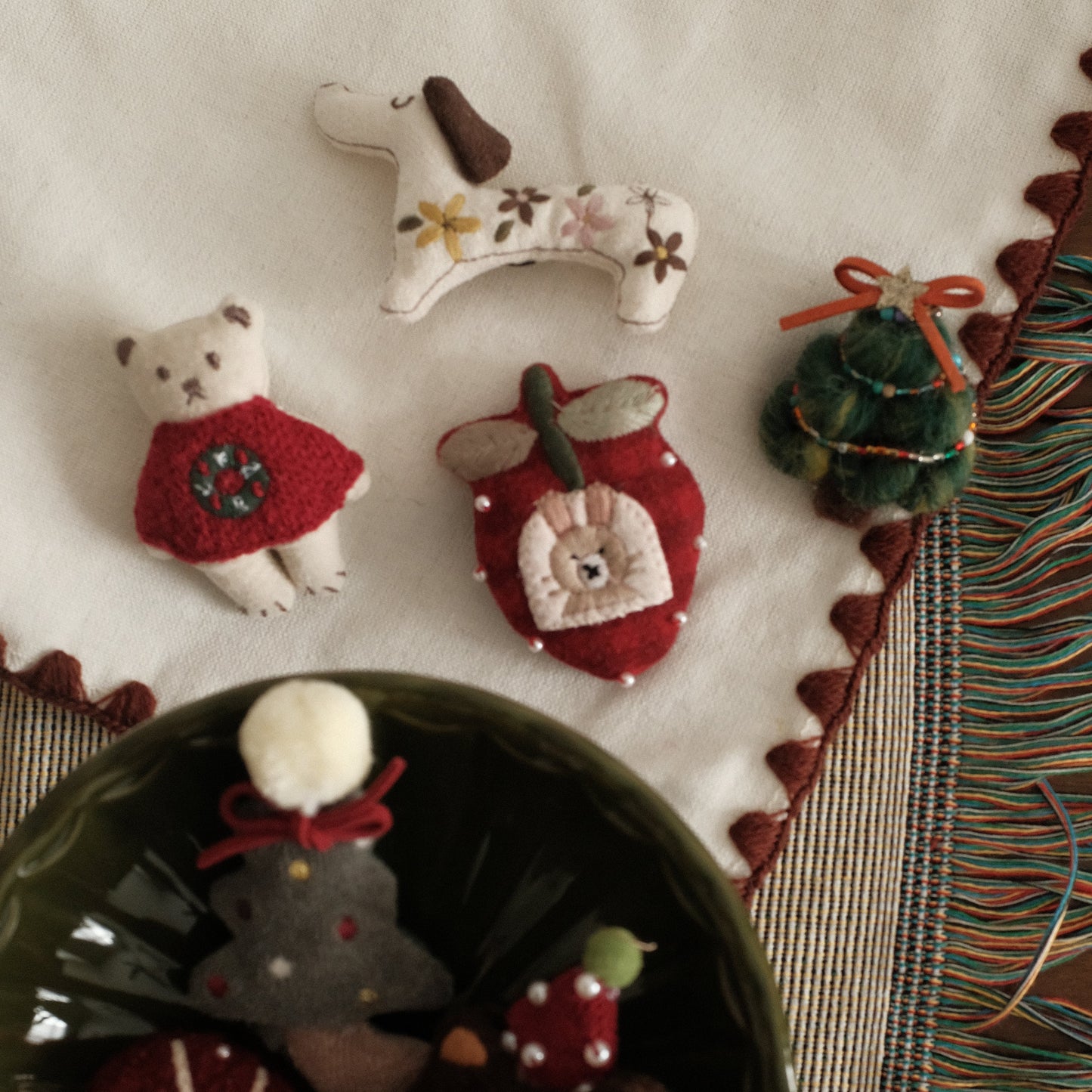 NOELLE Decorative Whimsical Embroidered Felt Brooch Pin