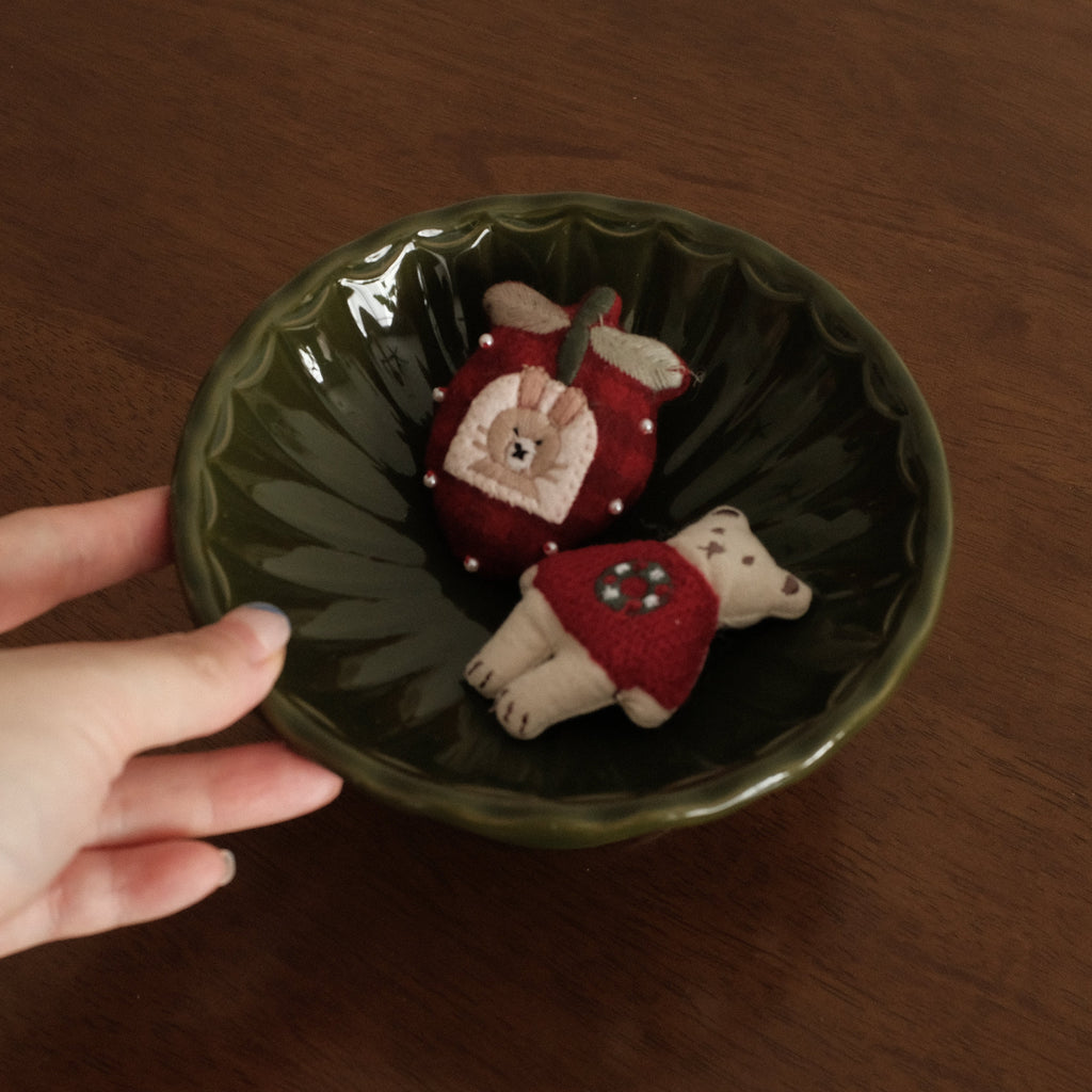 COLETTE Retro Ceramic Floral Pedestal Dish Plate Tea Stand Dessert Pastry Plate