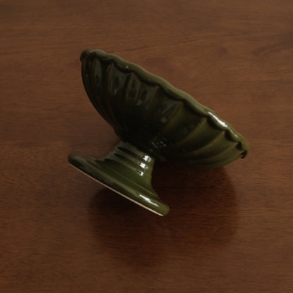 COLETTE Retro Ceramic Floral Pedestal Dish Plate Tea Stand Dessert Pastry Plate