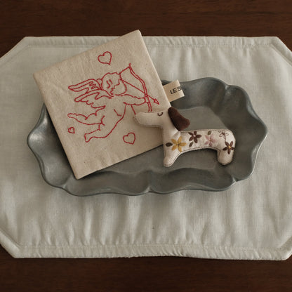 Le Serein Cupid's Love Pattern Hand Embroidered French Linen Coasters Heat Insulation Table Mats Decorations