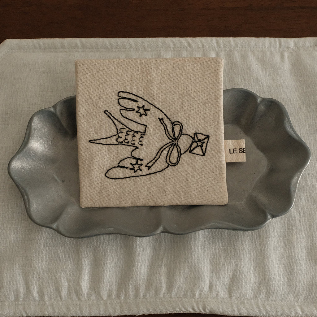 Le Serein Peace Dove Envelope Pattern Hand Embroidered French Linen Coasters Heat Insulation Table Mats Decorations