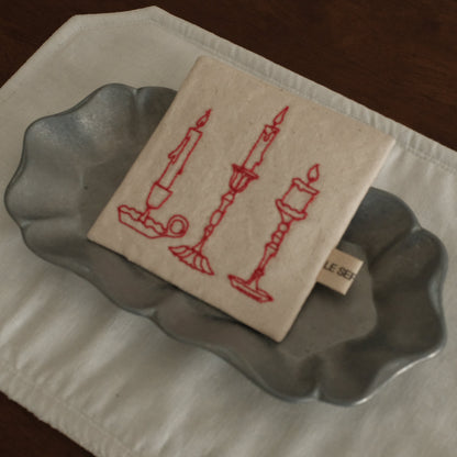 Le Serein Retro Candles Pattern Hand Embroidered French Linen Coasters Heat Insulation Table Mats Decorations