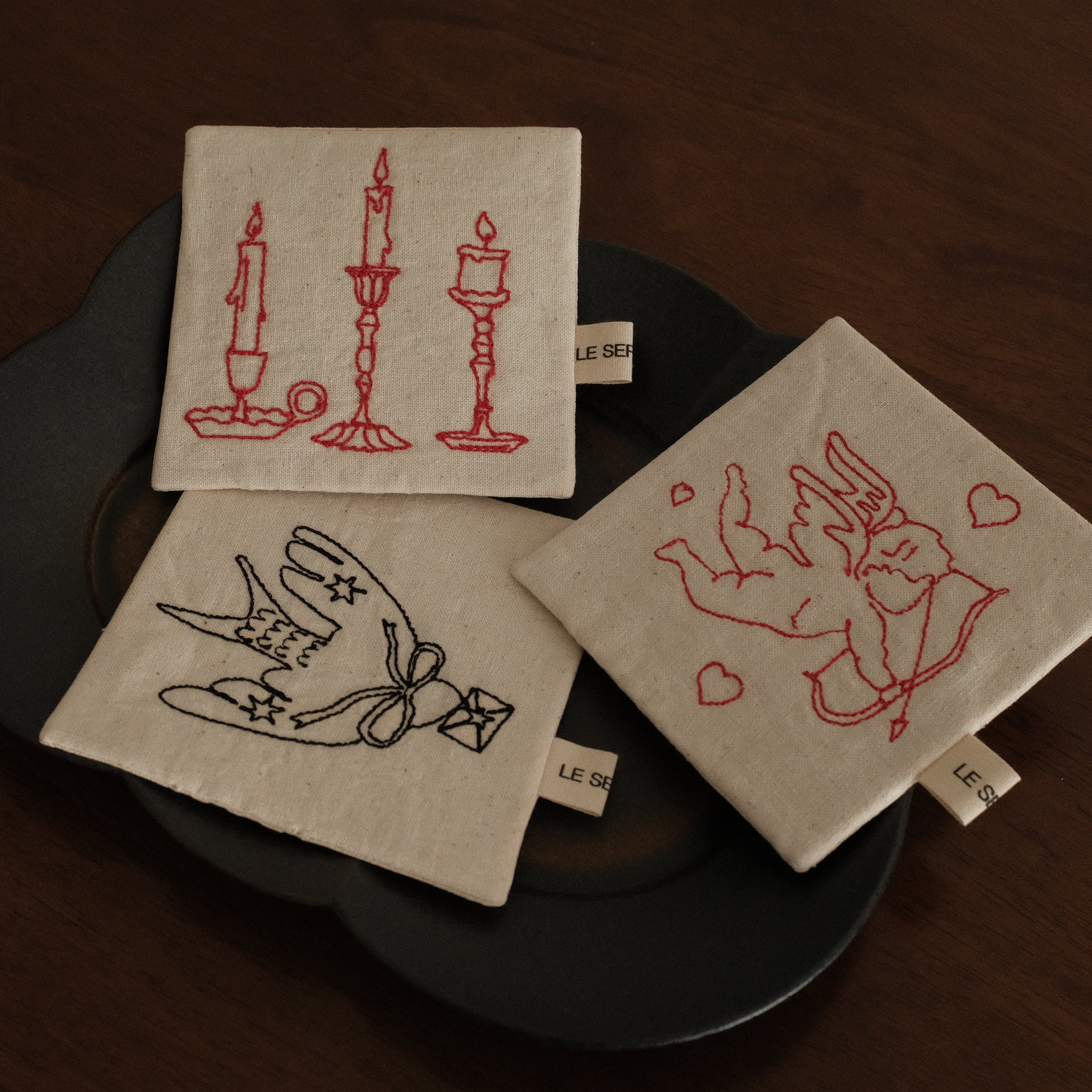 Le Serein Peace Dove Envelope Pattern Hand Embroidered French Linen Coasters Heat Insulation Table Mats Decorations