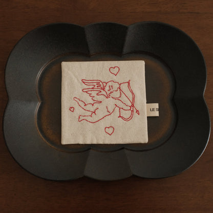 Le Serein Cupid's Love Pattern Hand Embroidered French Linen Coasters Heat Insulation Table Mats Decorations