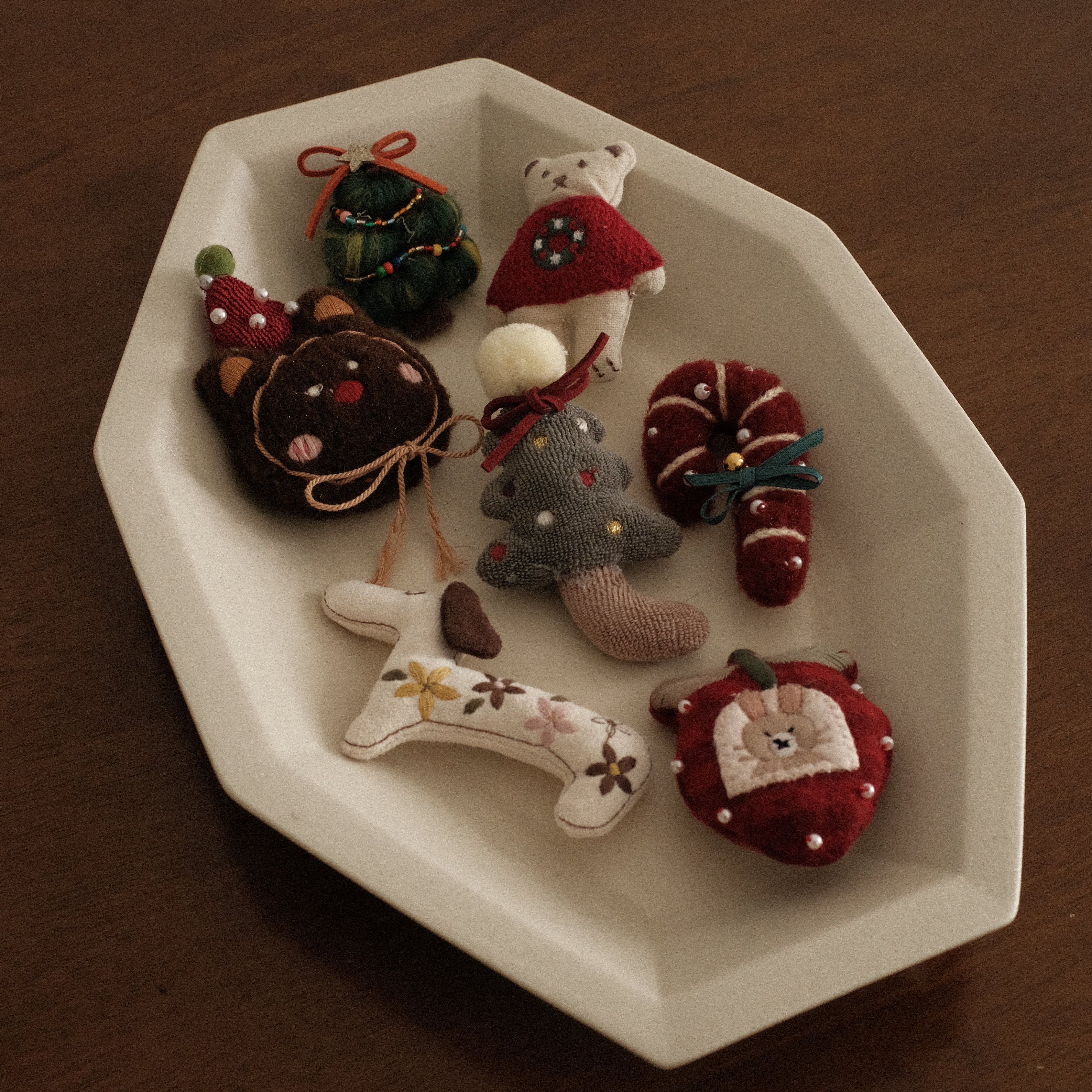 NOELLE Decorative Whimsical Embroidered Felt Brooch Pin