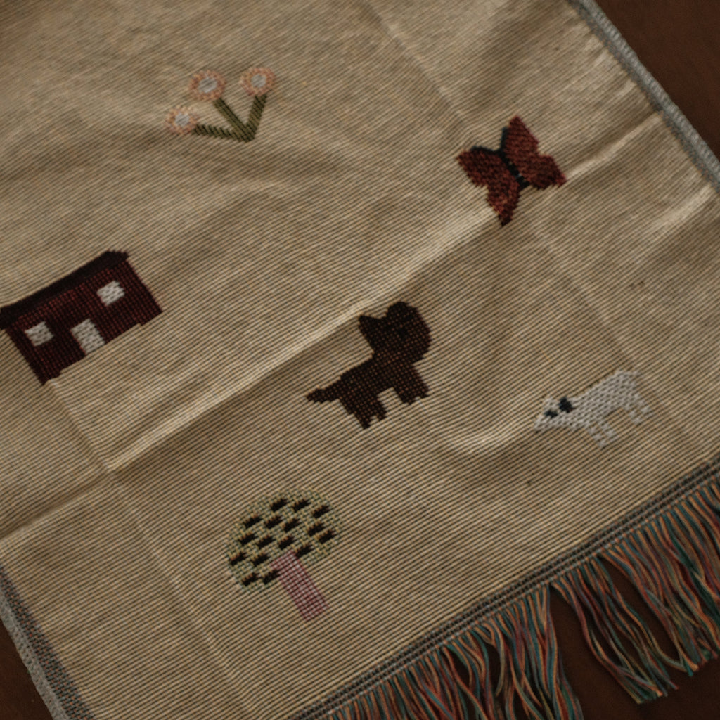 LUCIENNE Countryside View Whimsical Retro Style Decorative Knitted Tapestry Blanket with Fringe