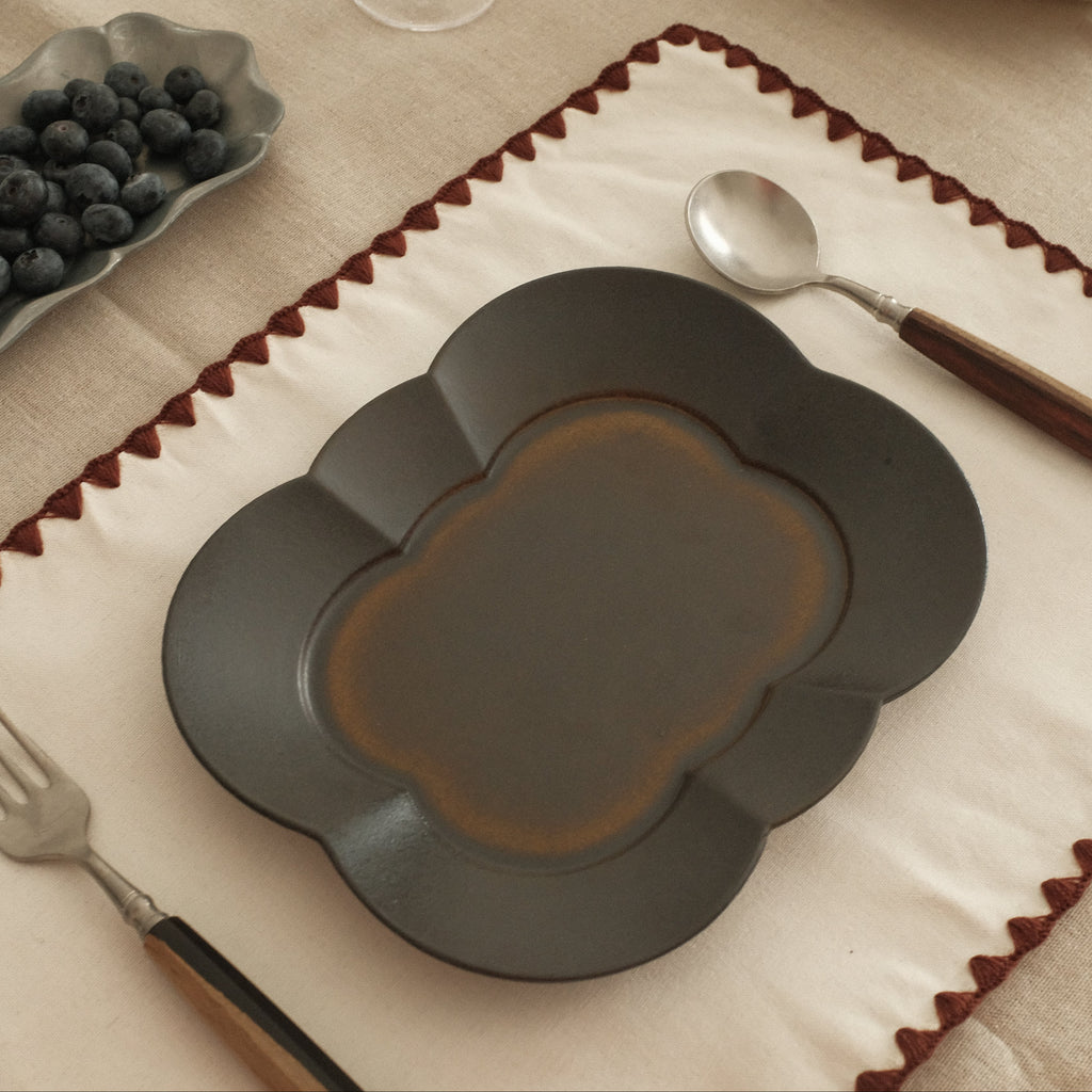 ELISE French Linen Cotton Embroidered Linings Heat Insulation Table Placemat