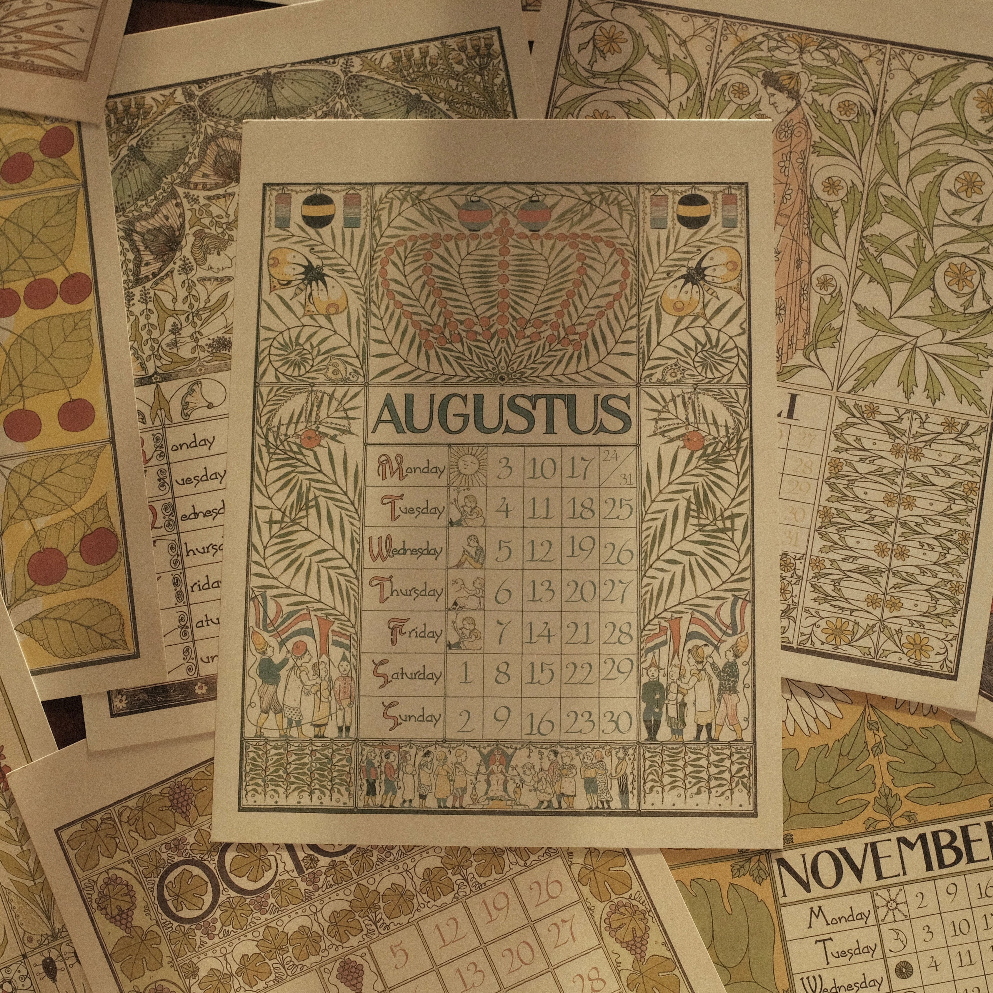 MARGUERITE Elegant Retro Art Nouveau Wall Hanging Table Display Calendar 2026 Art Card