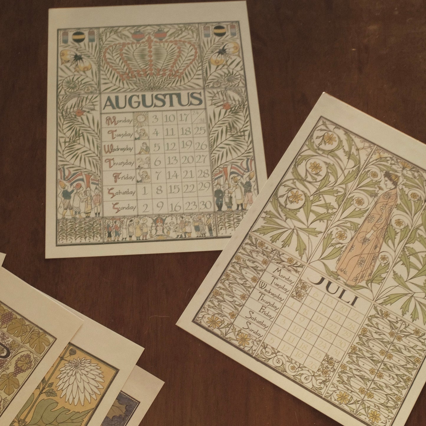 MARGUERITE Elegant Retro Art Nouveau Wall Hanging Table Display Calendar 2026 Art Card