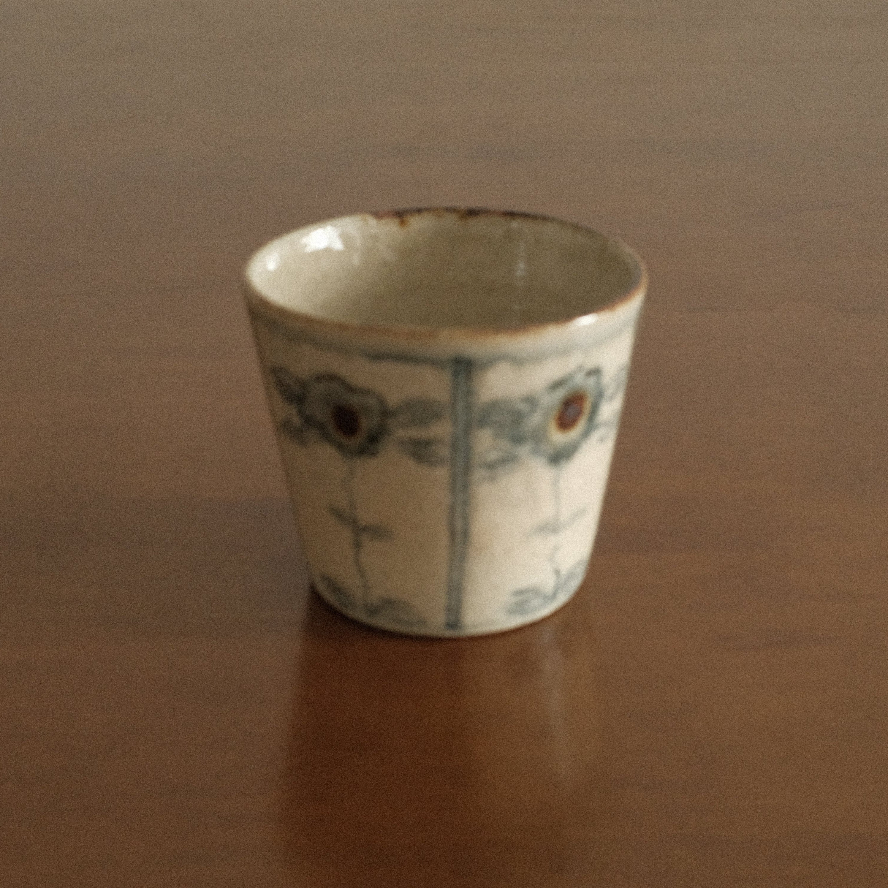 Annan Azure Retro Style Hand Painted Blue and White Floral Motifs Choko Cup Underglazed Stoneware Ceramic