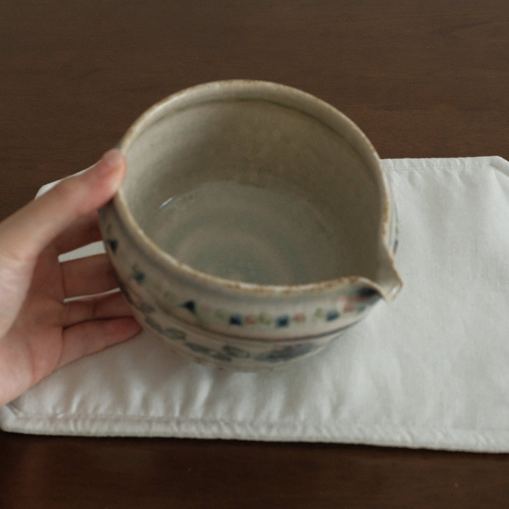 Annan Azure Retro Style Hand Painted Indigo Purple Floral Motifs Katakuchi Chawan Matcha Bowl with Spout Underglazed Ceramic Stoneware