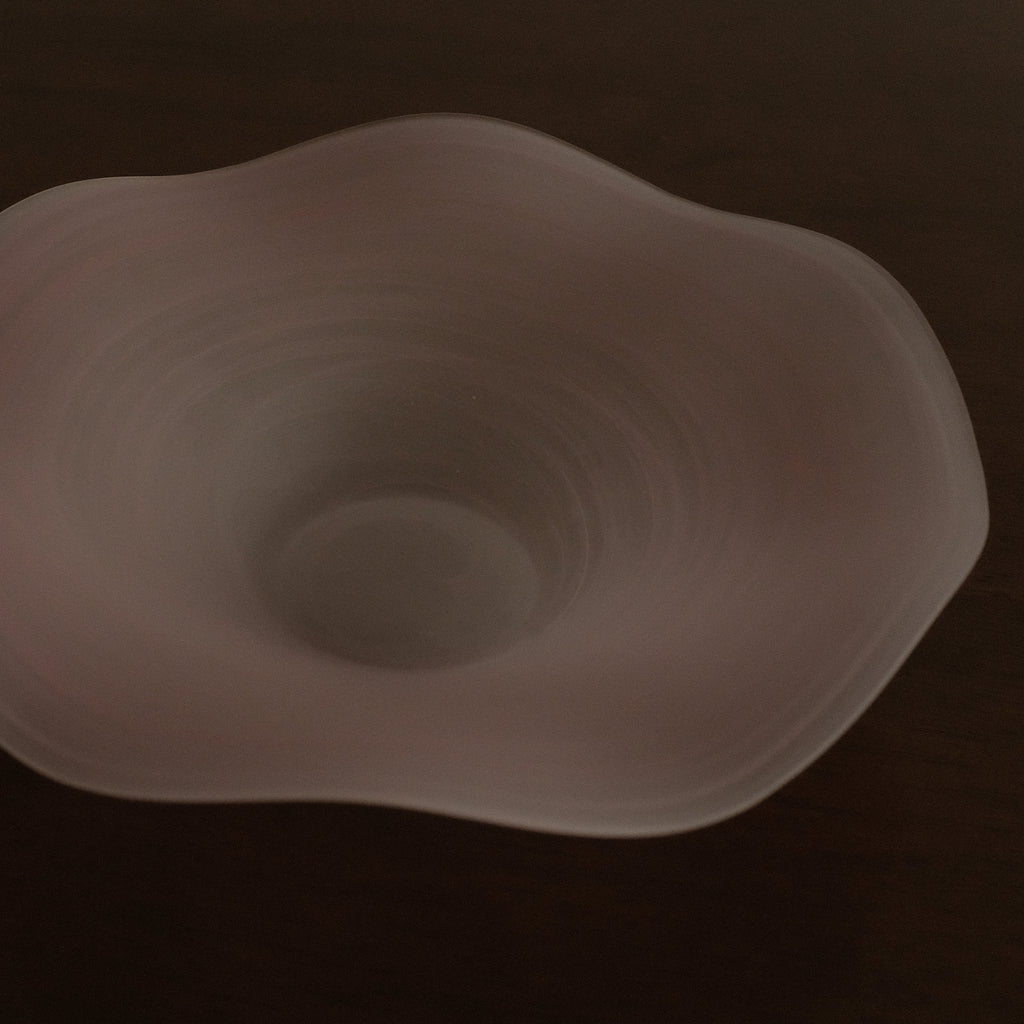 ESME Handmade Wavy Round Frosted Glass Cosmic Deep Plate Soft Pink Sakura