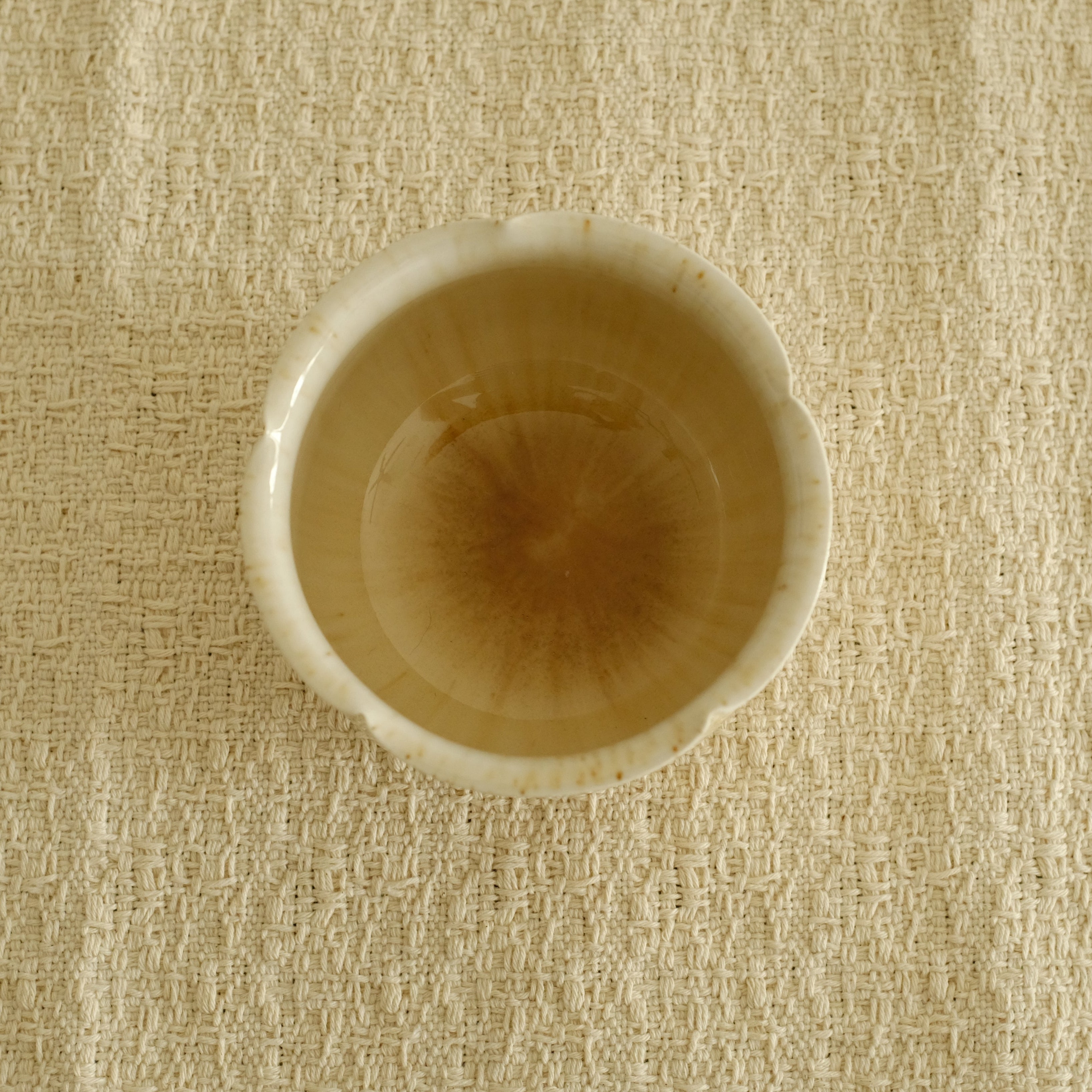 Sooyuan Handmade Yellow Honey Glazed Floral Rim Floral Bud Tea Coffee Cup