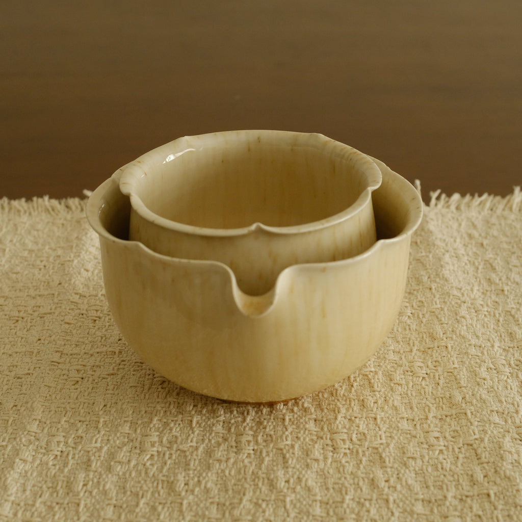 Sooyuan Handmade Yellow Honey Glazed Floral Rim Floral Bud Tea Coffee Cup