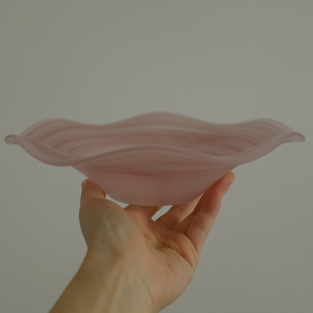 ESME Handmade Wavy Round Frosted Glass Cosmic Deep Plate Soft Pink Sakura