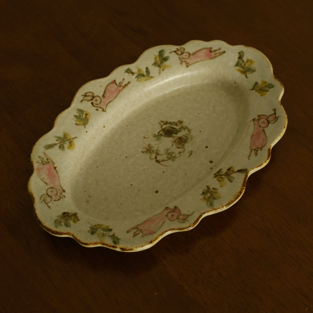 Annan Azure Retro Style Hand Painted Floral Rim Decorative Rabbit Bunny Pattern Plate Underglazed Stoneware Ceramic