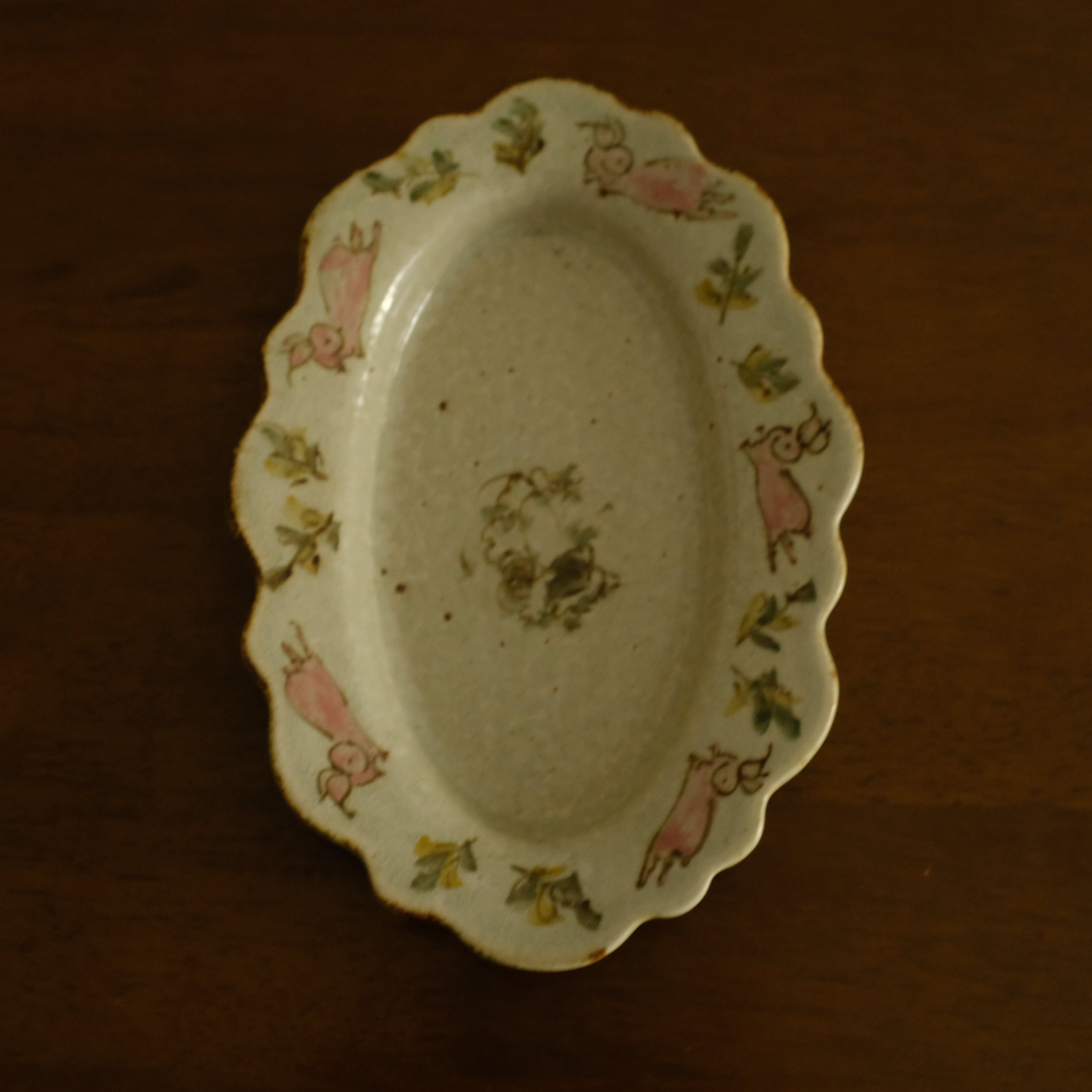 Annan Azure Retro Style Hand Painted Floral Rim Decorative Rabbit Bunny Pattern Plate Underglazed Stoneware Ceramic