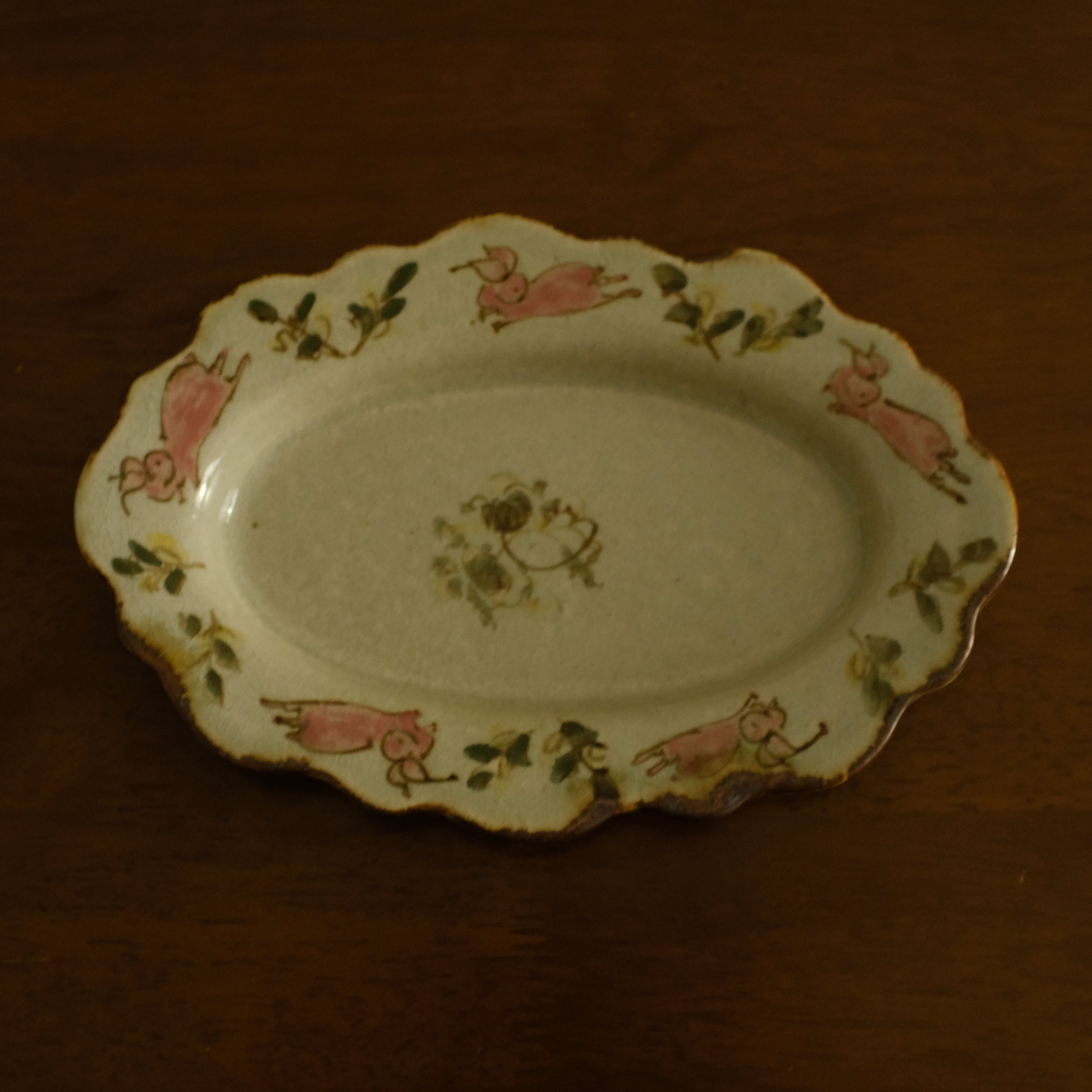 Annan Azure Retro Style Hand Painted Floral Rim Decorative Rabbit Bunny Pattern Plate Underglazed Stoneware Ceramic