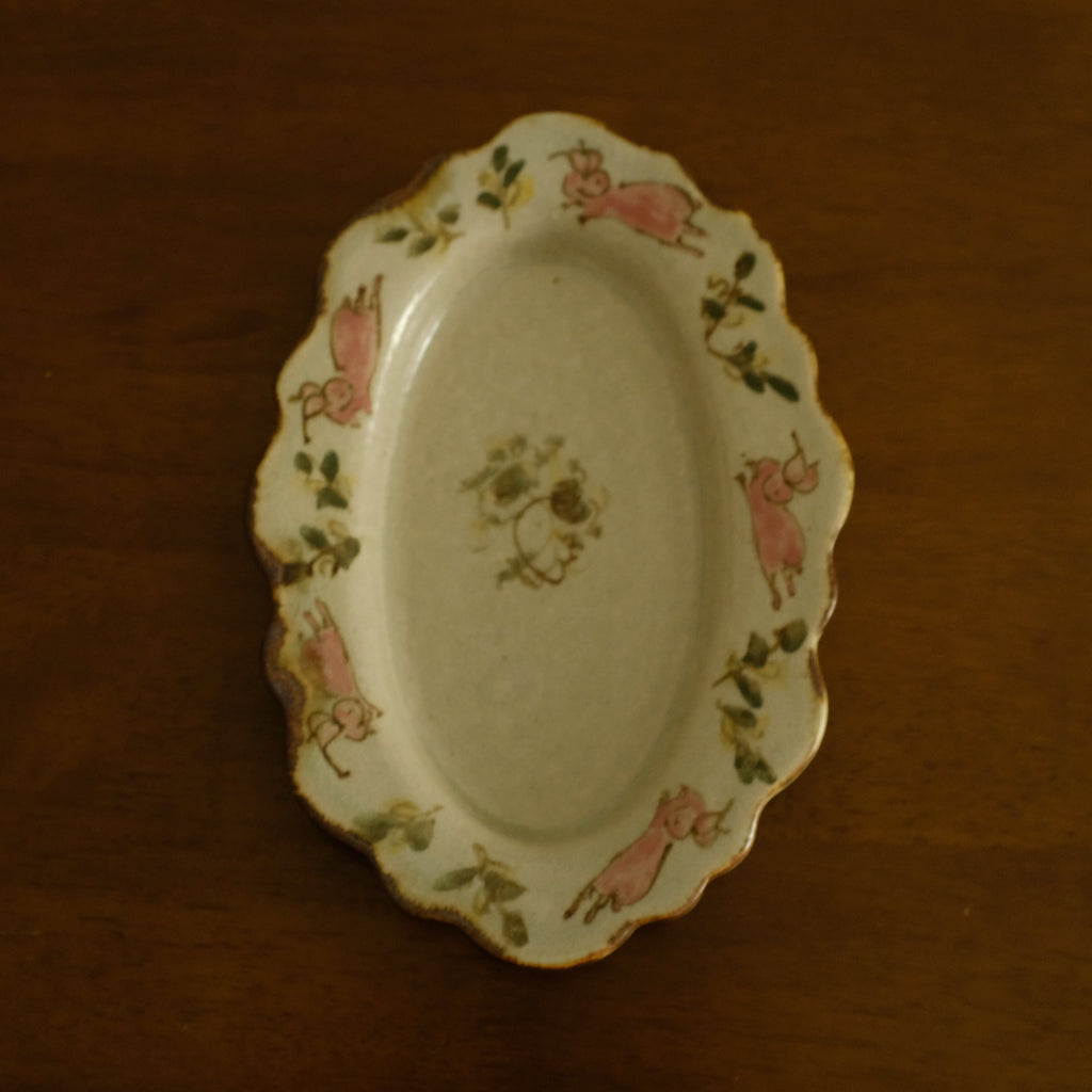 Annan Azure Retro Style Hand Painted Floral Rim Decorative Rabbit Bunny Pattern Plate Underglazed Stoneware Ceramic