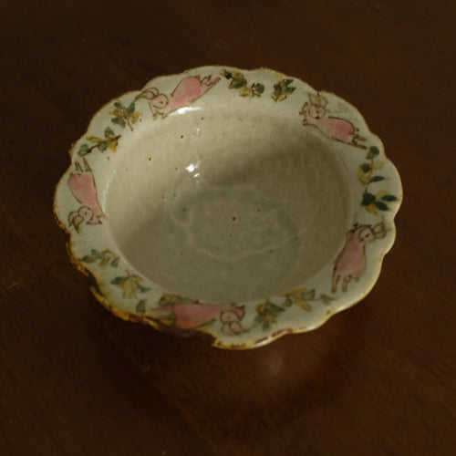 Annan Azure Retro Style Hand Painted Floral Rim Decorative Bunny Pattern Bowl Underglazed Stoneware Ceramic