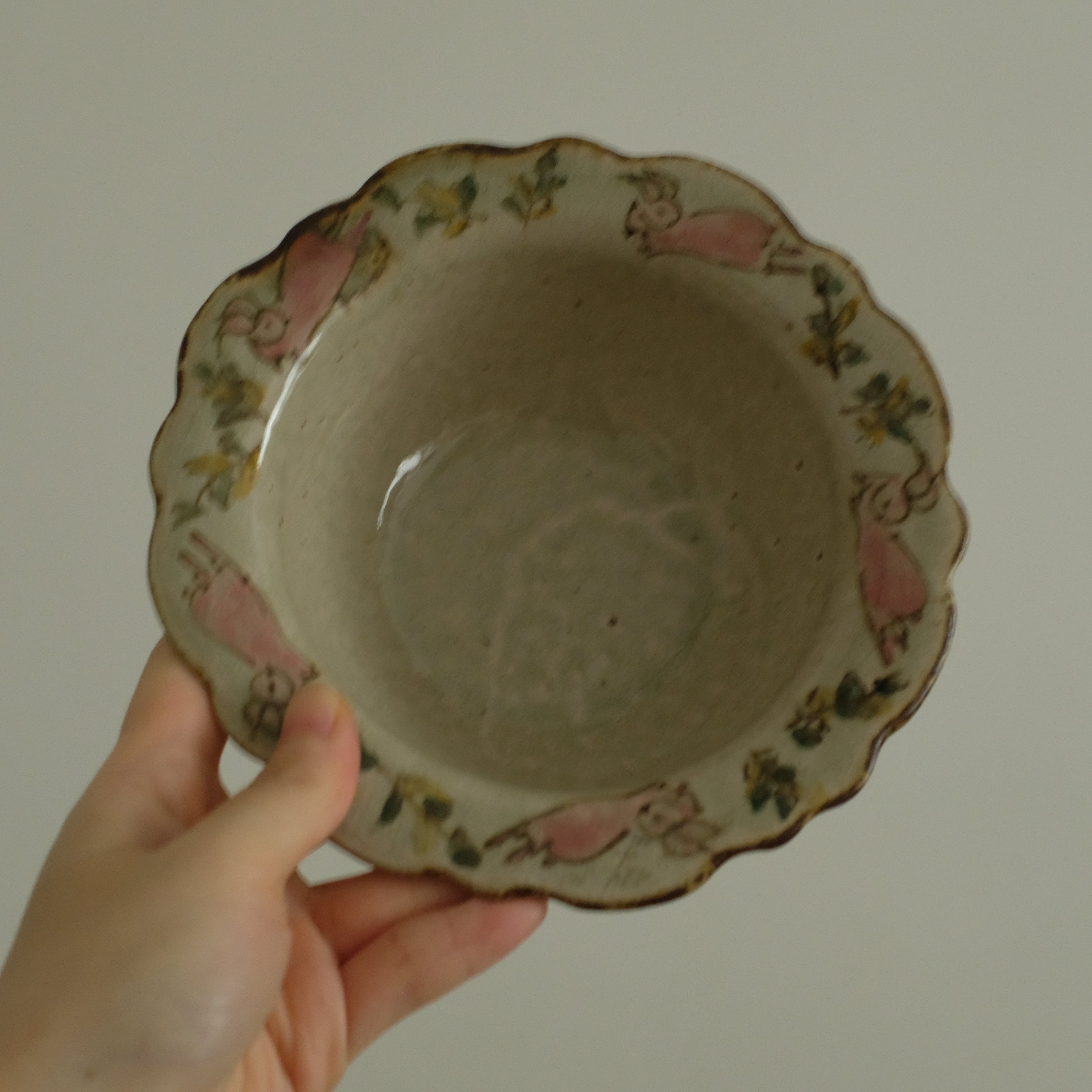 Annan Azure Retro Style Hand Painted Floral Rim Decorative Bunny Pattern Bowl Underglazed Stoneware Ceramic