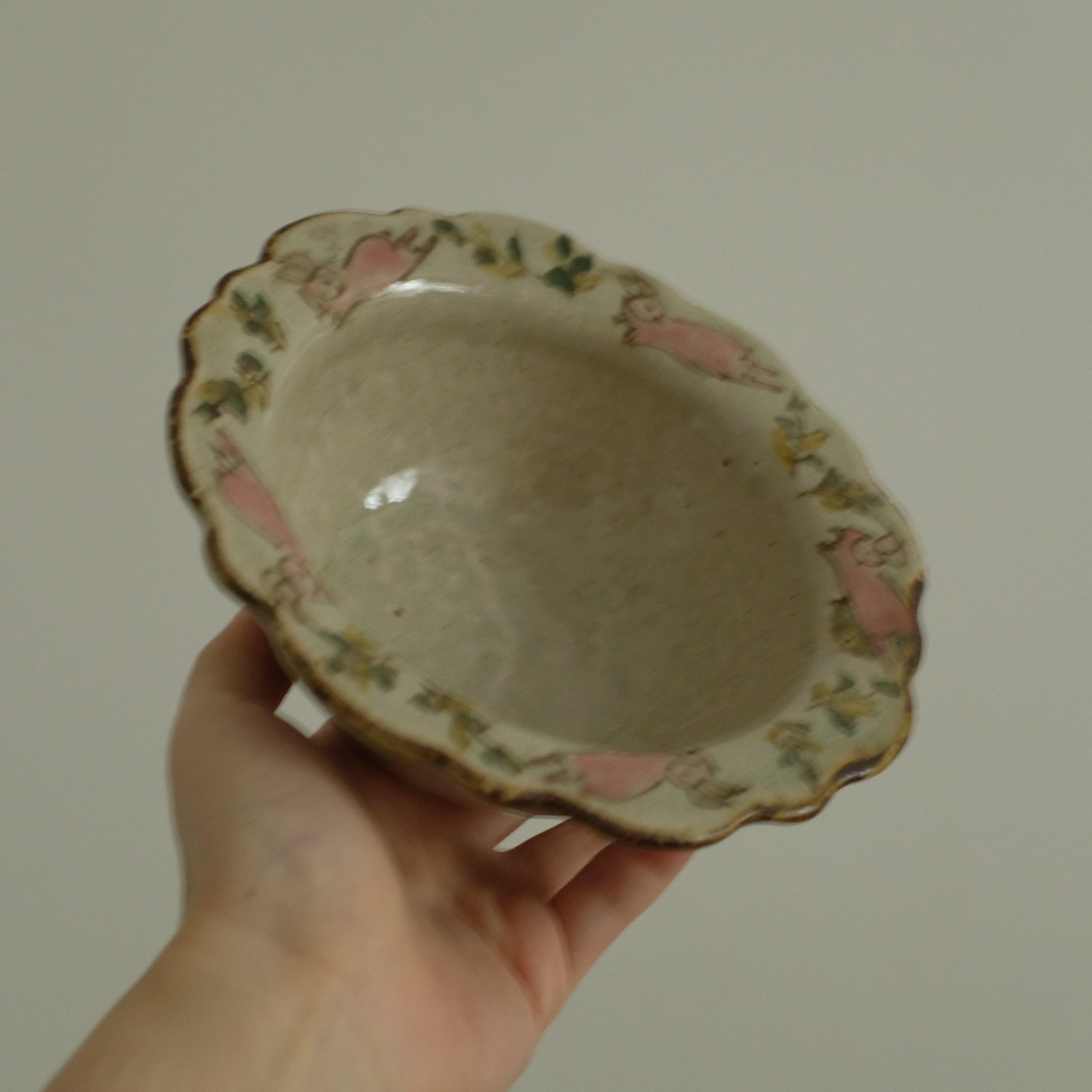 Annan Azure Retro Style Hand Painted Floral Rim Decorative Bunny Pattern Bowl Underglazed Stoneware Ceramic