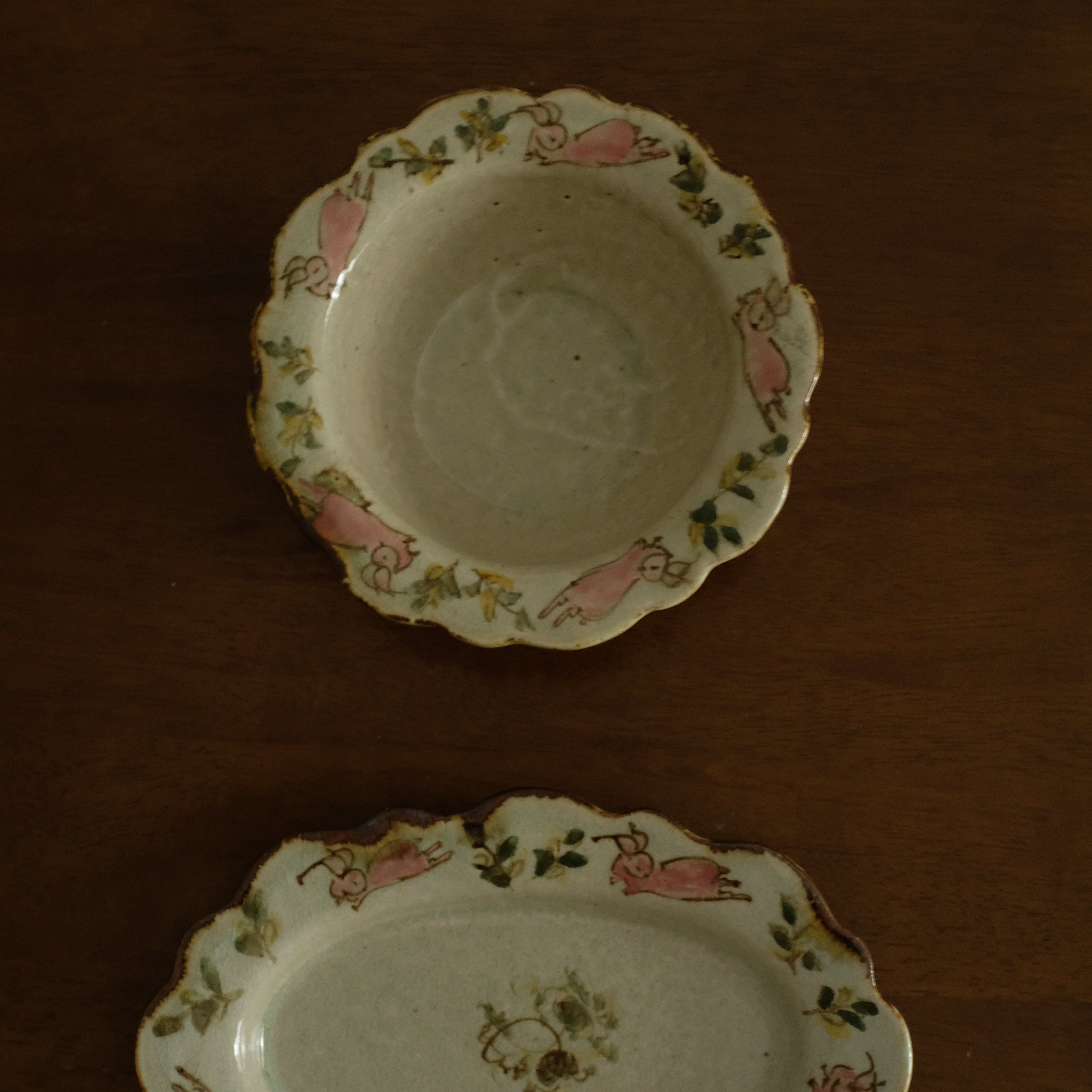 Annan Azure Retro Style Hand Painted Floral Rim Decorative Bunny Pattern Bowl Underglazed Stoneware Ceramic