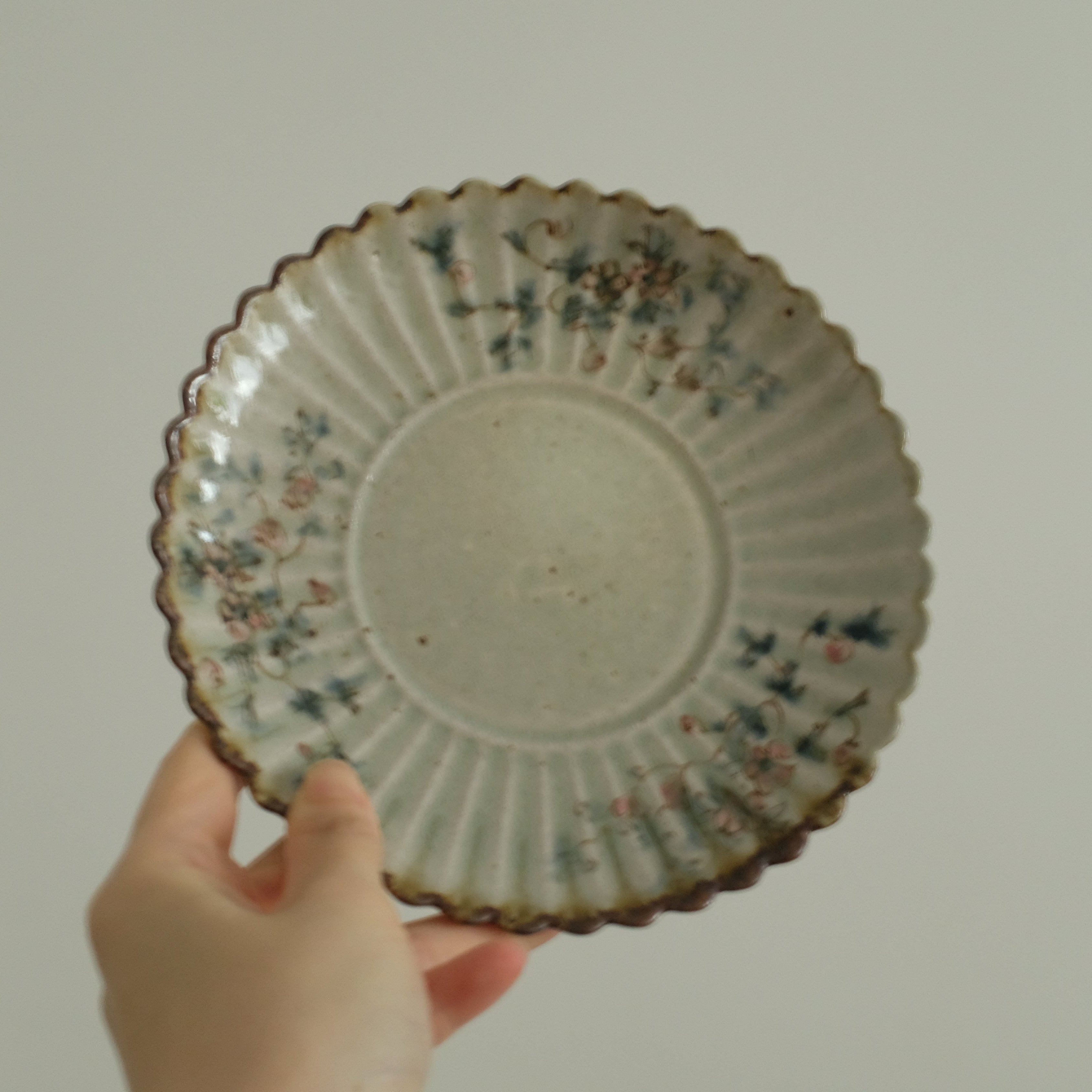 Annan Azure Retro Style Hand Painted Delicate Pink Cluster Flowers Chrysanthemum Floral Rim Round Plate Underglazed Stoneware Ceramic